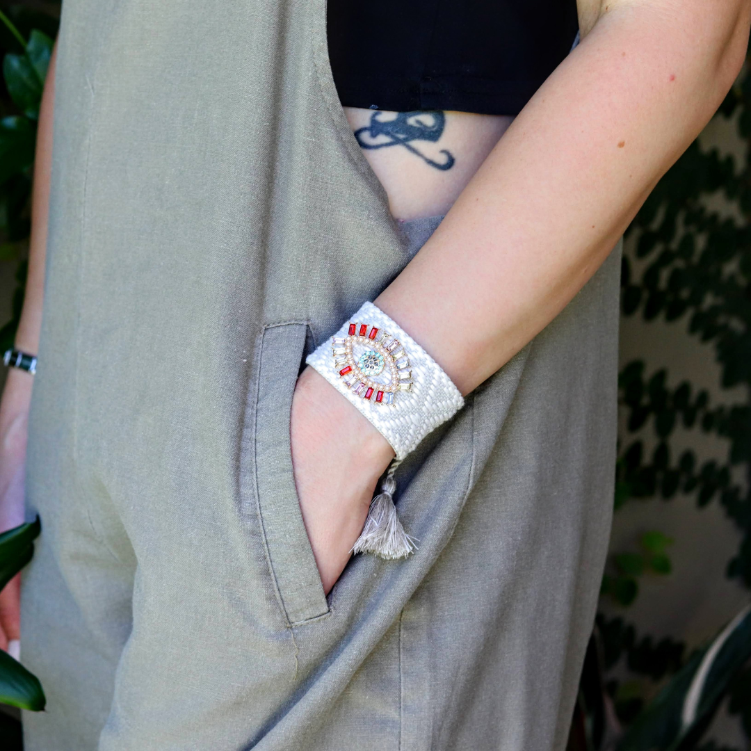 Knitted cuff