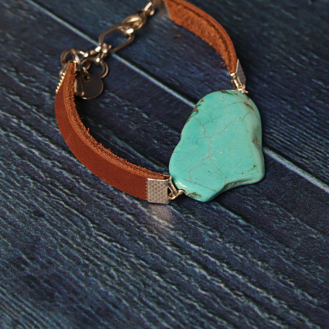 Leather & Howlite
