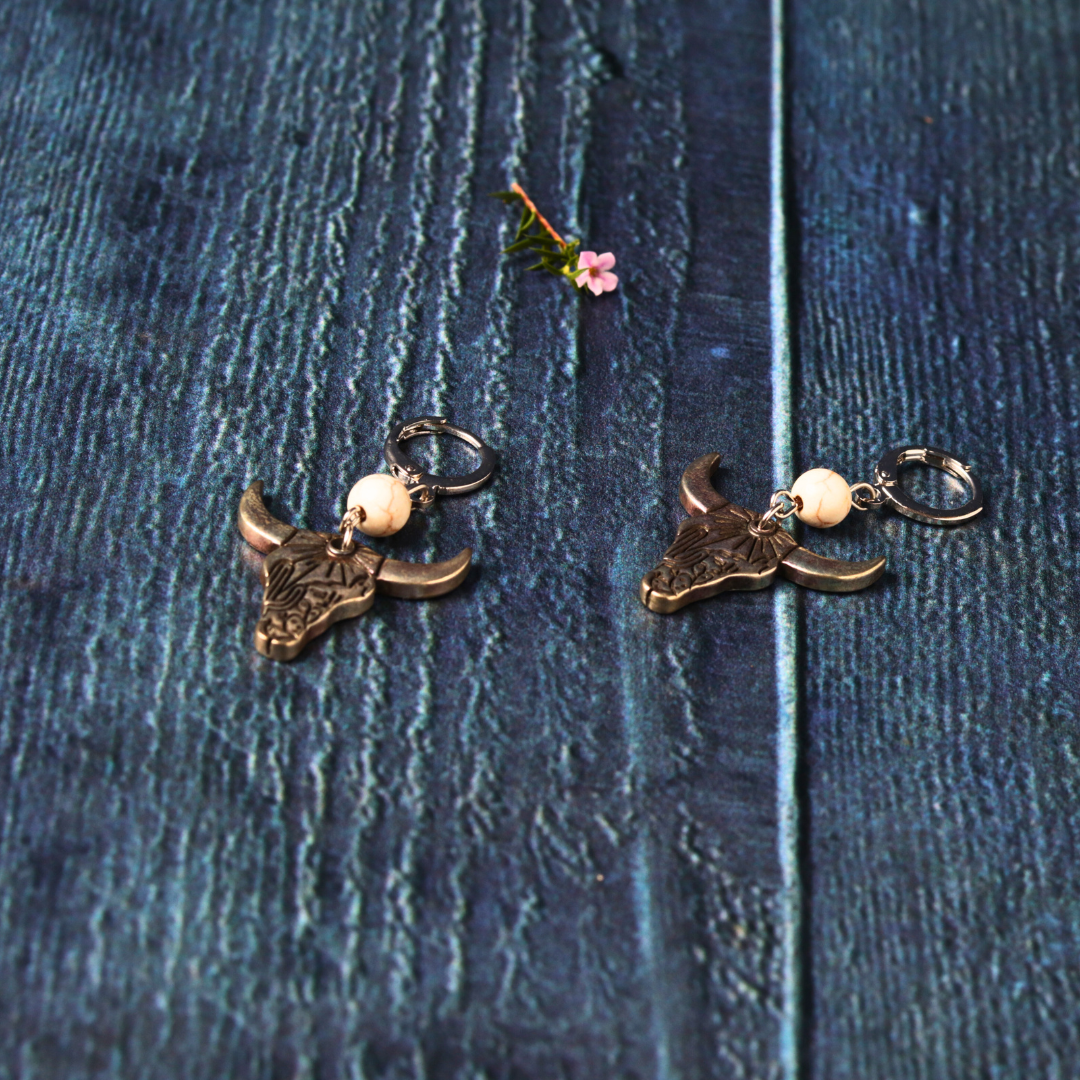 Howlite Cowgirl