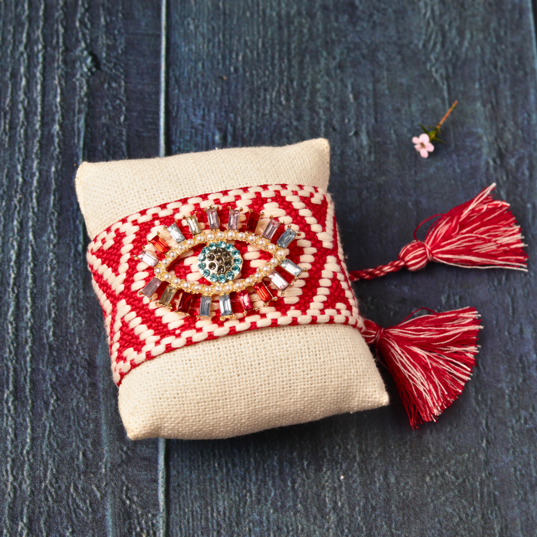 Knitted cuff in Red