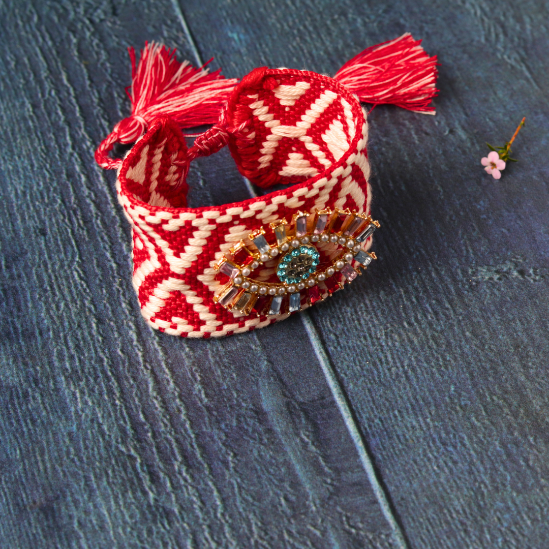 Knitted cuff in Red