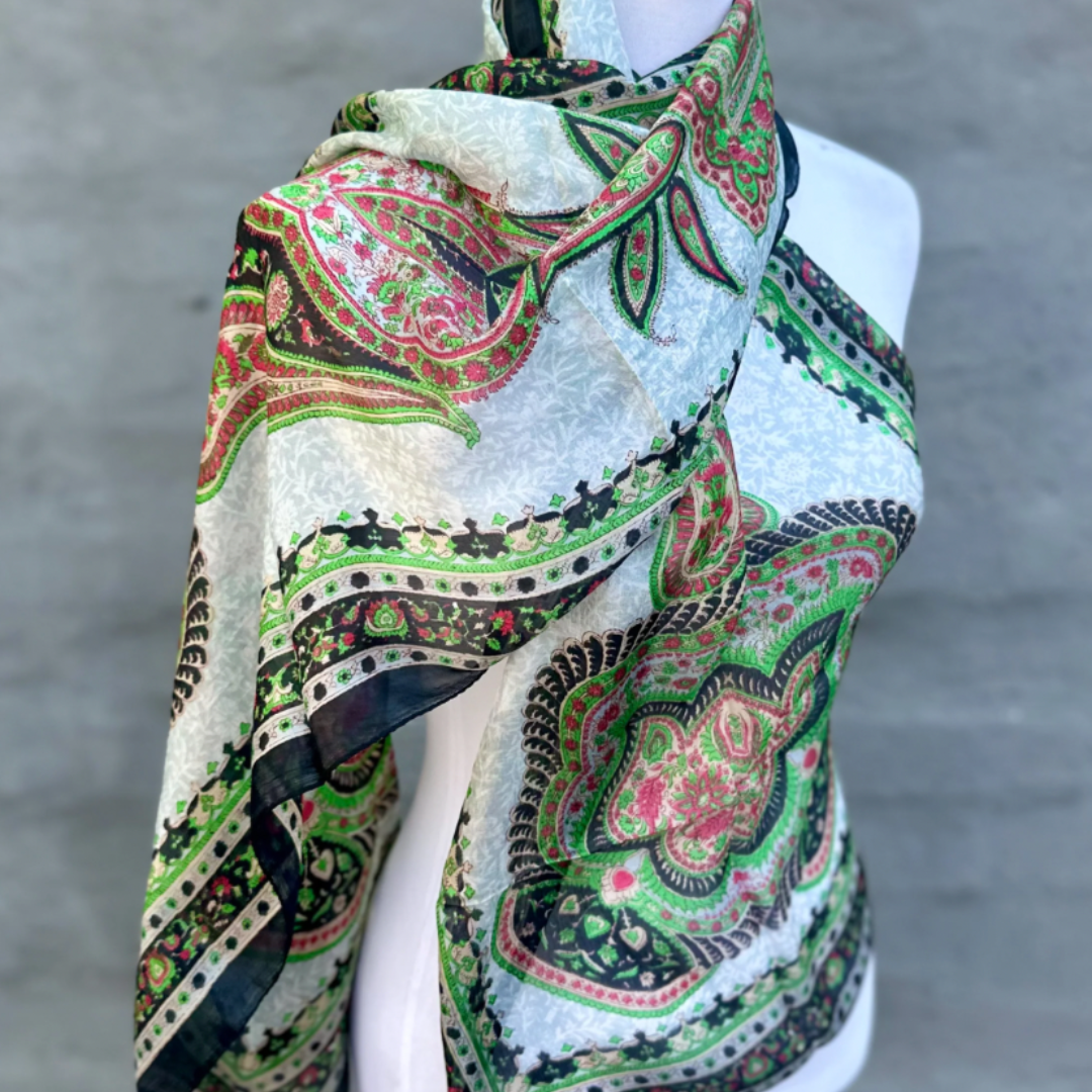 Silk scarf in Ebony Lime