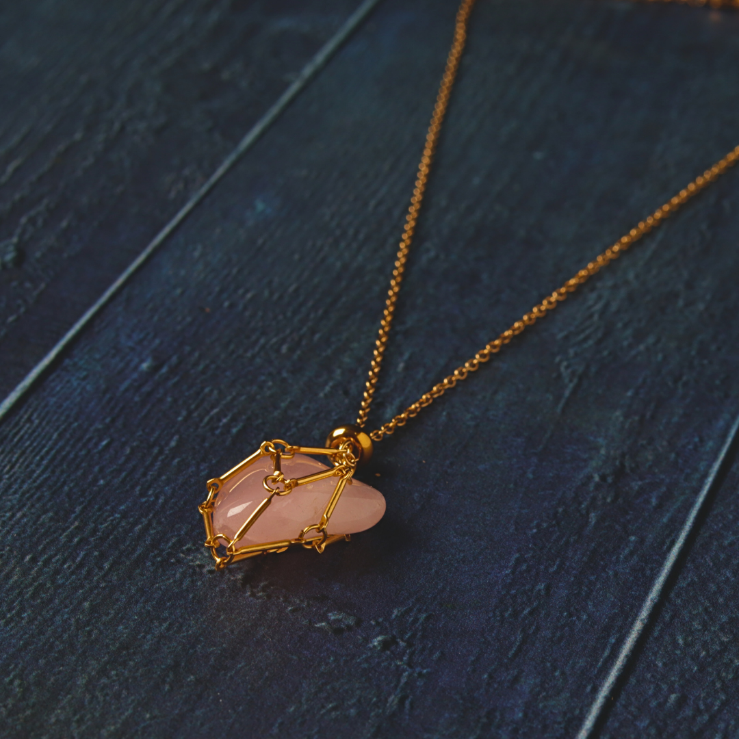 Reusable Crystal Chain in Gold
