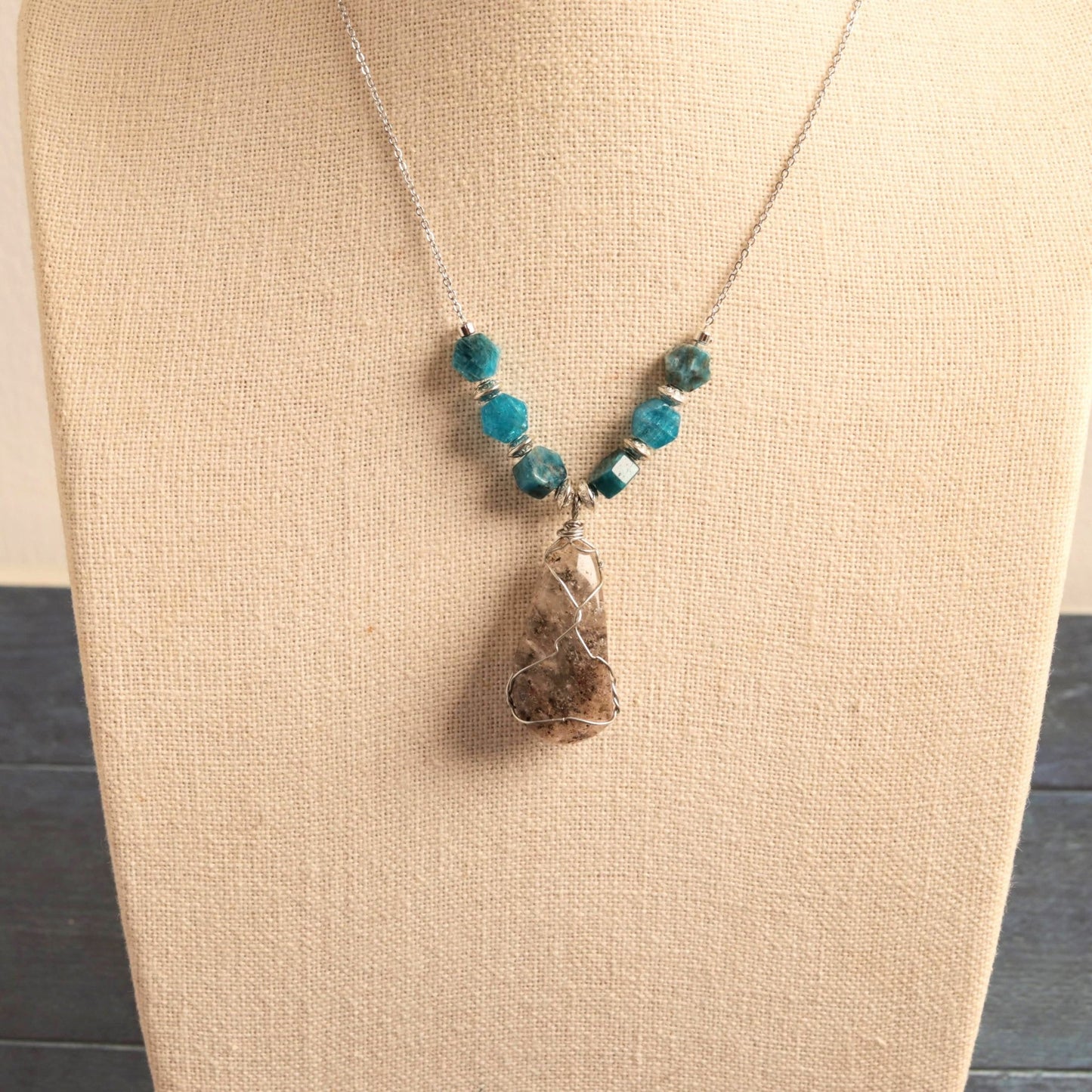 Witch's Finger Apatite - Handmade Jewellery - i am boho