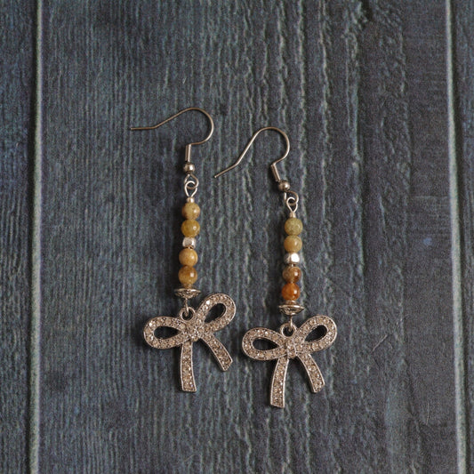 Green Garnet Bows - Handmade Jewellery - i am boho