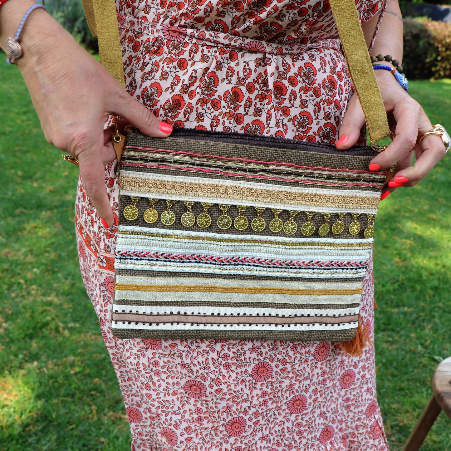 Cass crossbody bag in coffee