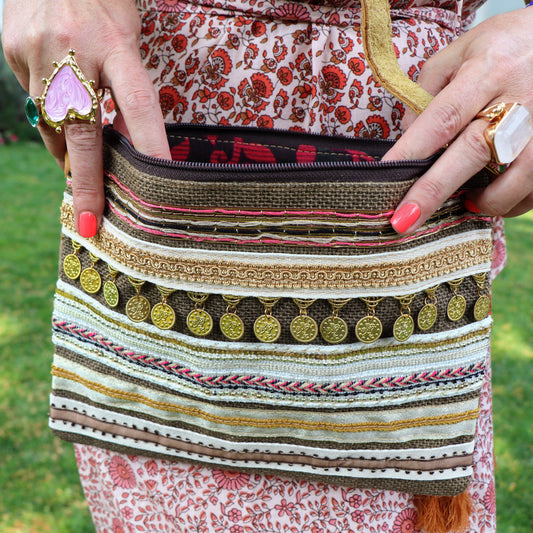 Cass crossbody bag in coffee