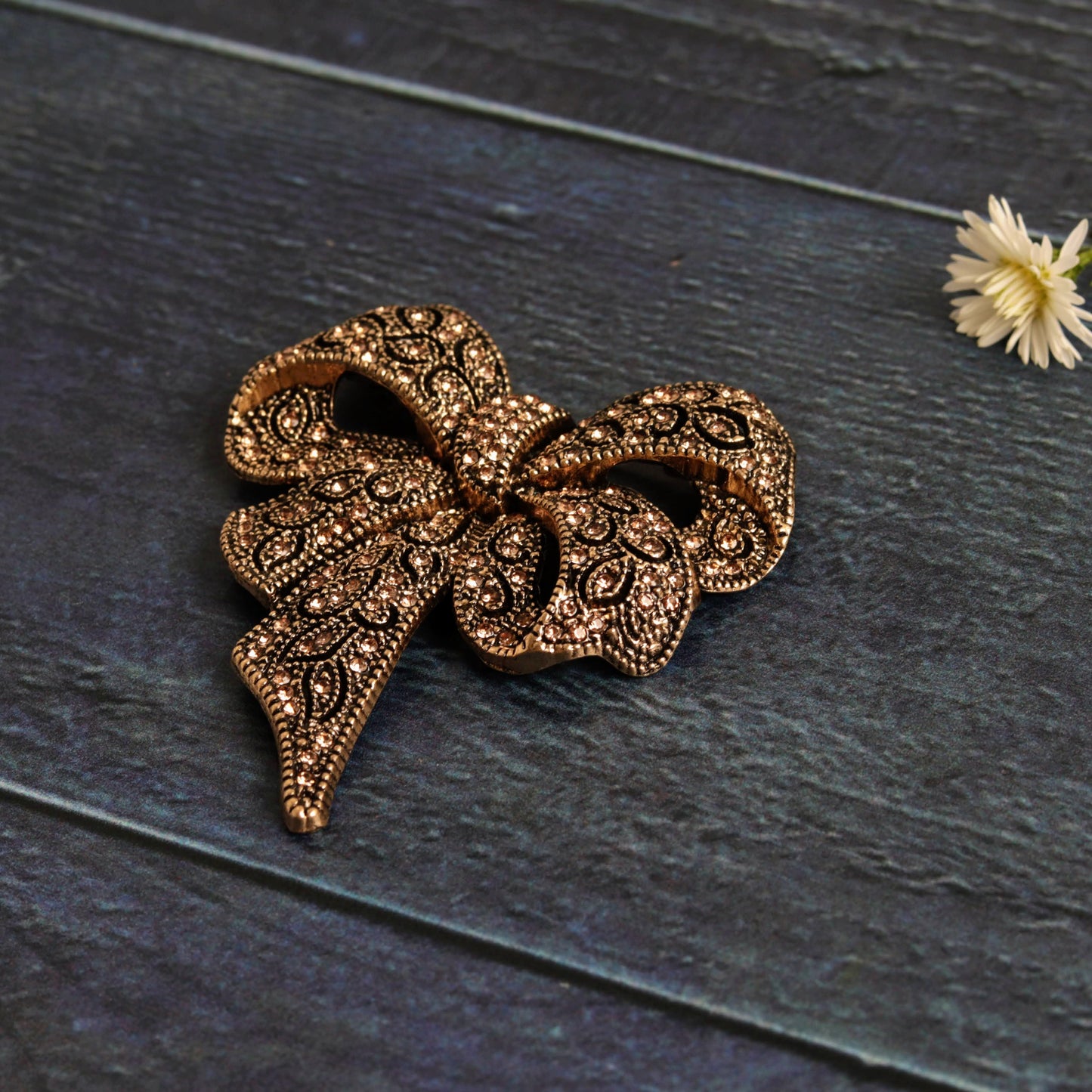 Terracotta bow