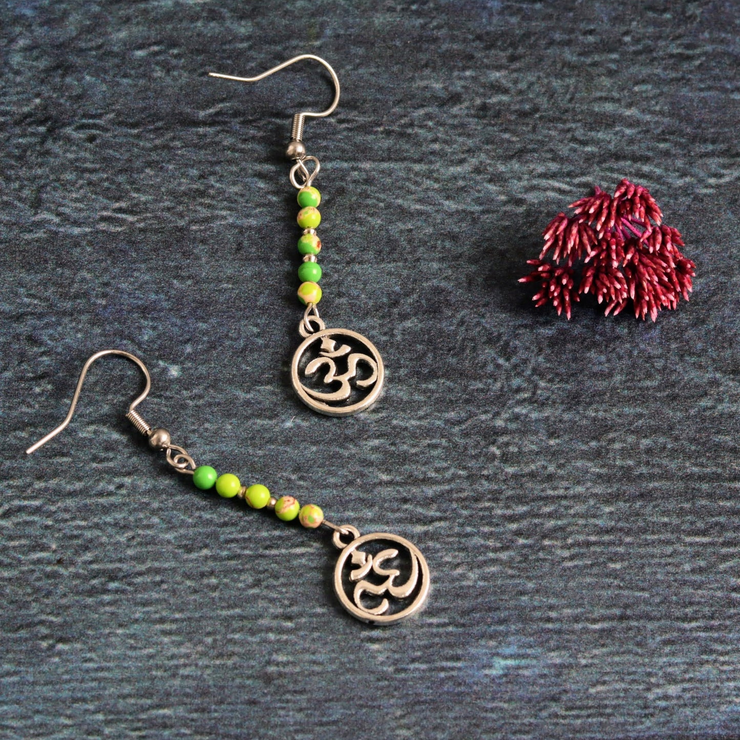 Lime & Silver Aum