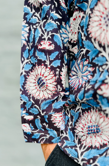 Long sleeve in Ebony Botanical