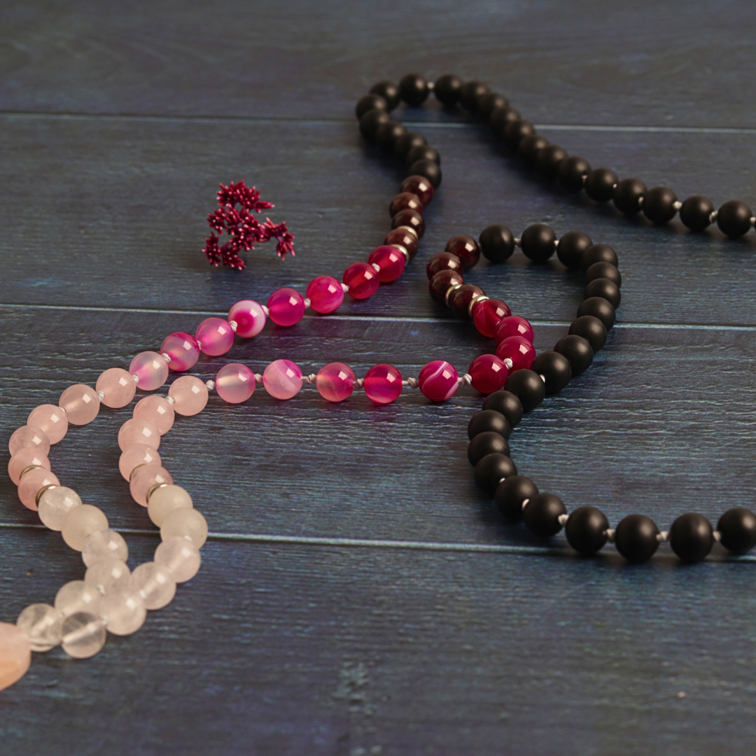 Rose Quartz & Onyx