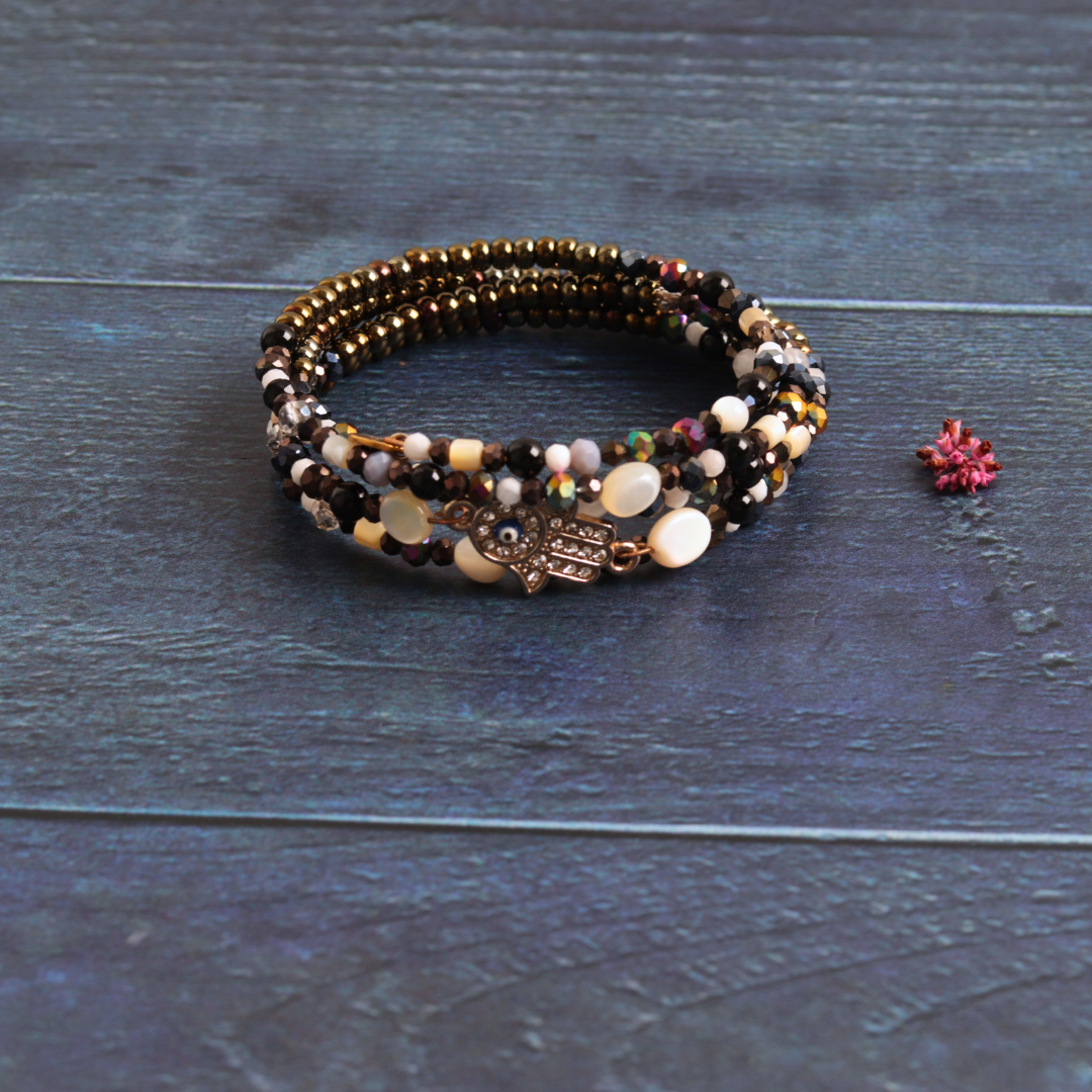 Moonstone & Onyx