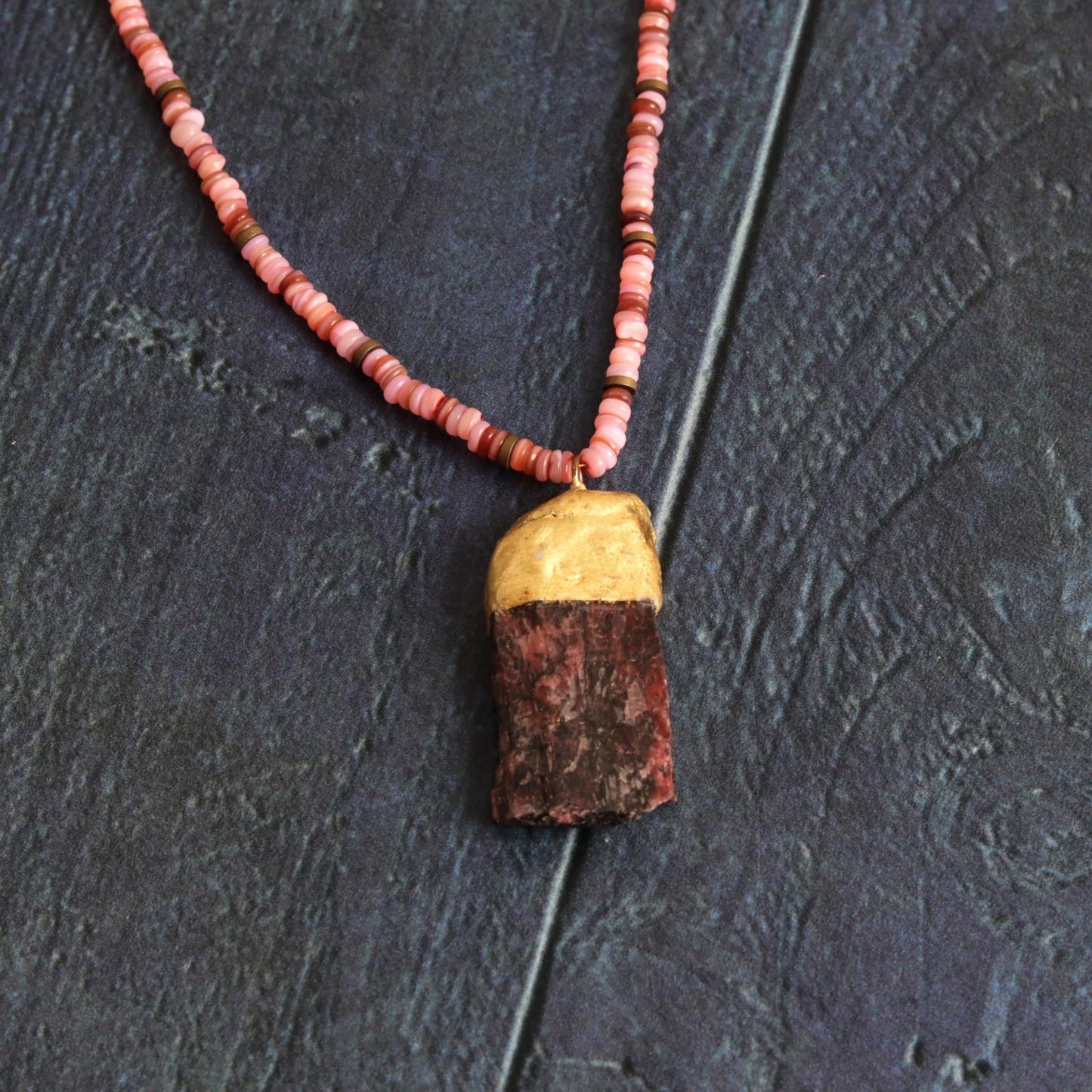 Raw Rhodonite – i am boho