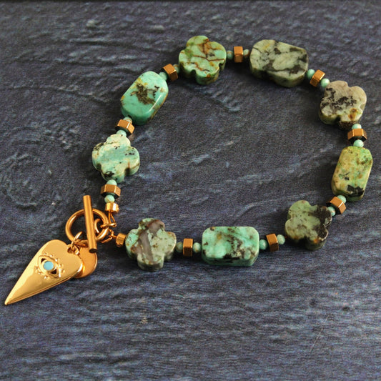 The Guarded Clasp- Handmade Jewellery - i am boho
