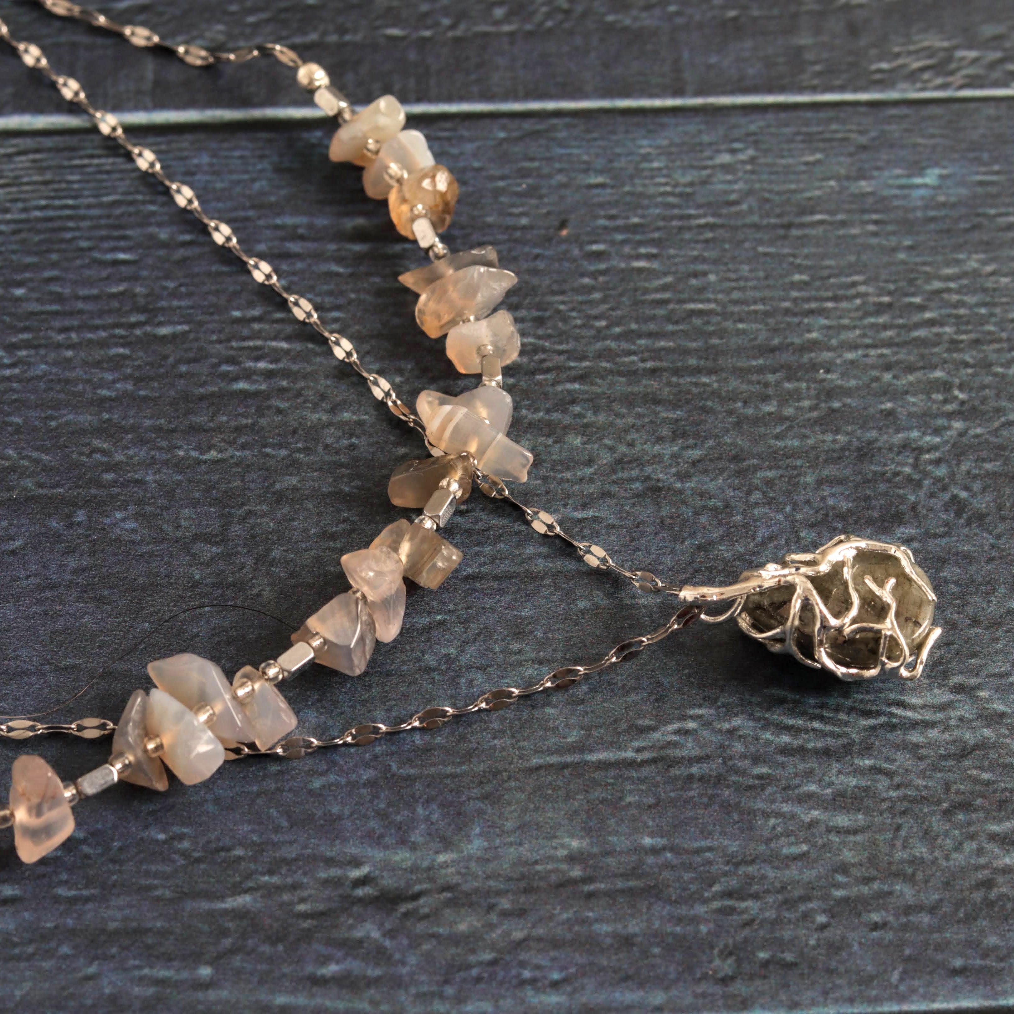 Labradorite two-tier