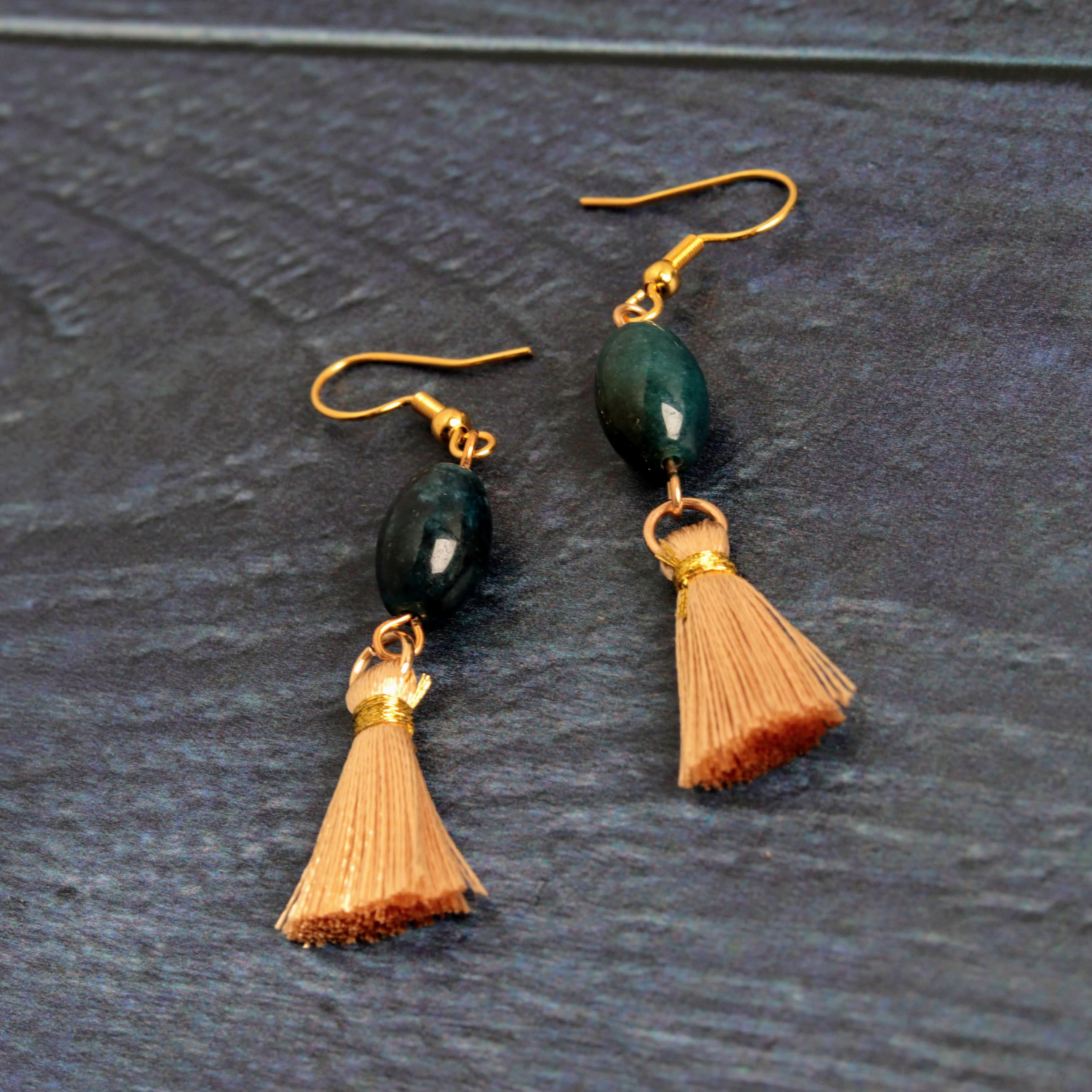 Apatite Tassel