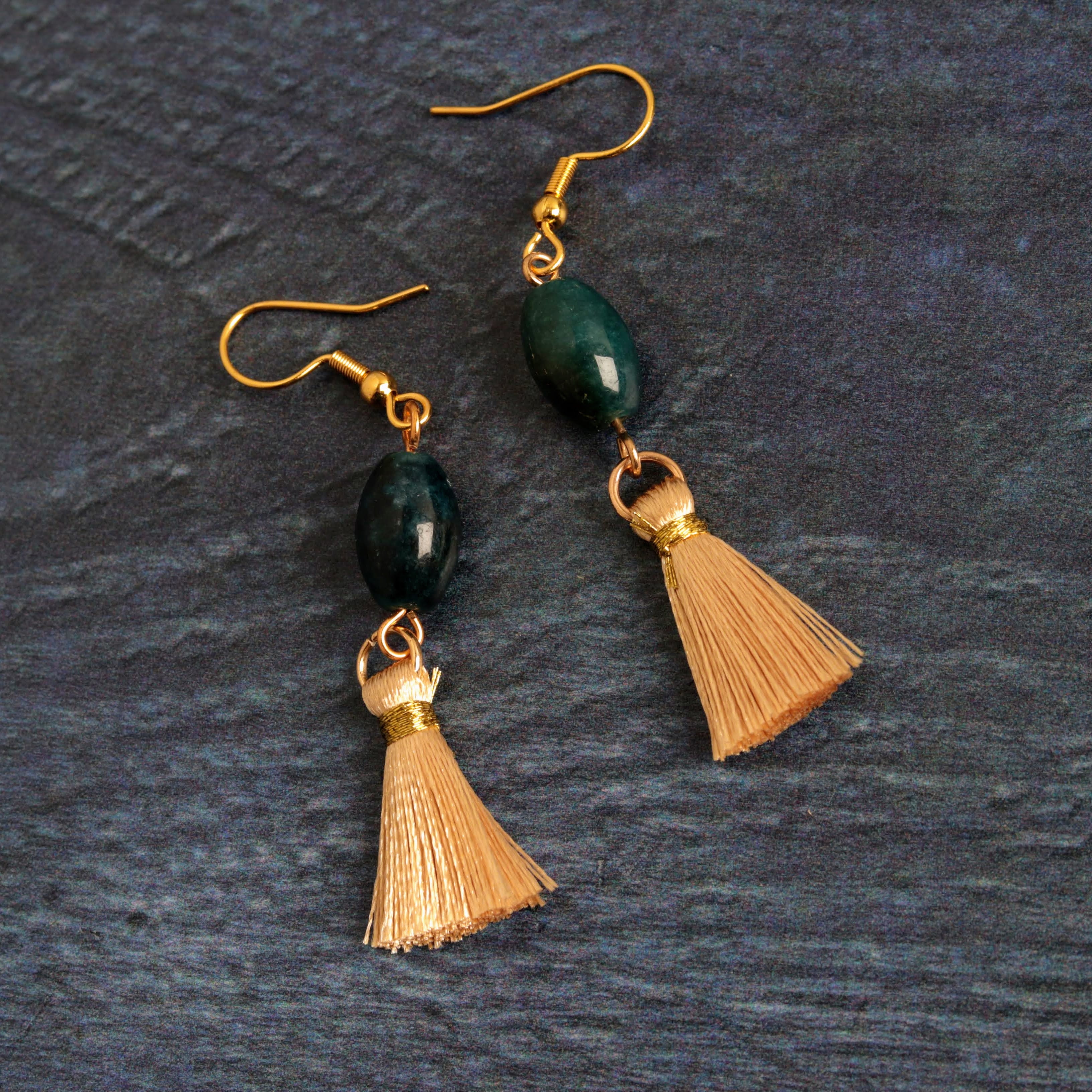 Apatite Tassel