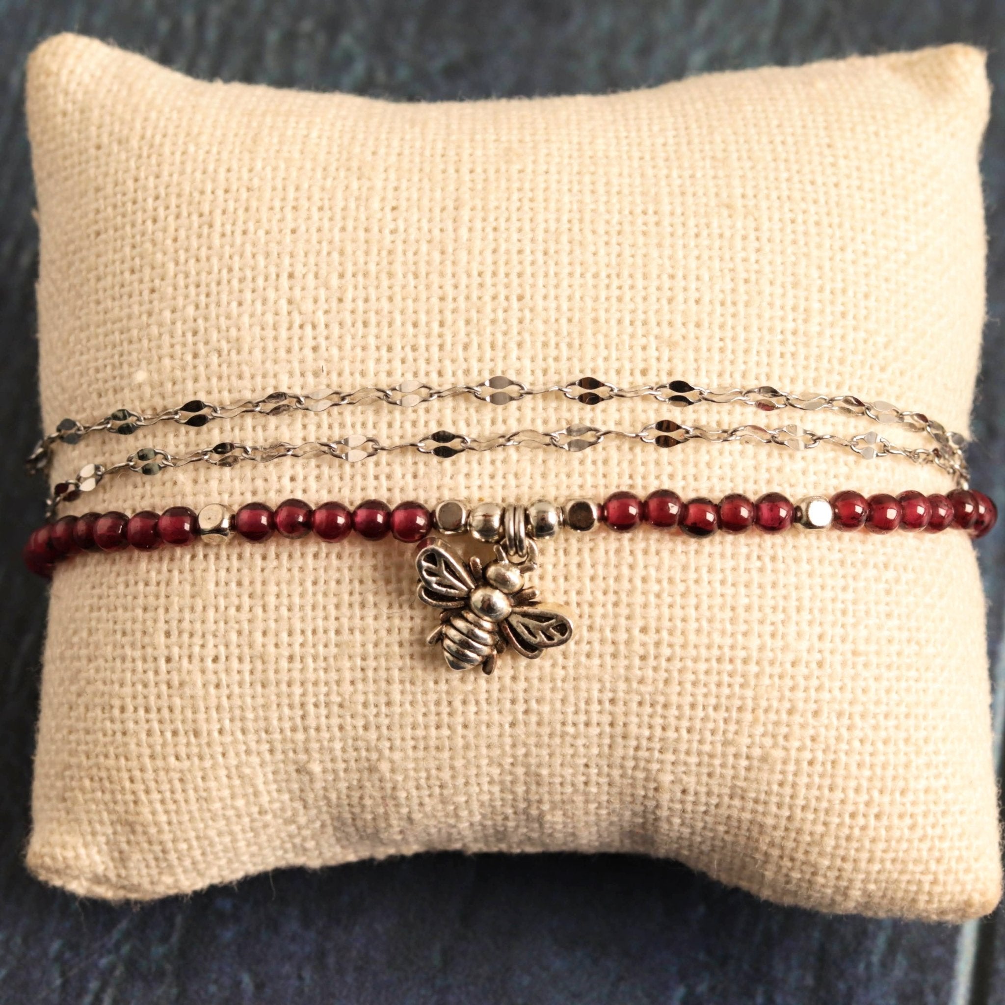 Garnet Honeybee