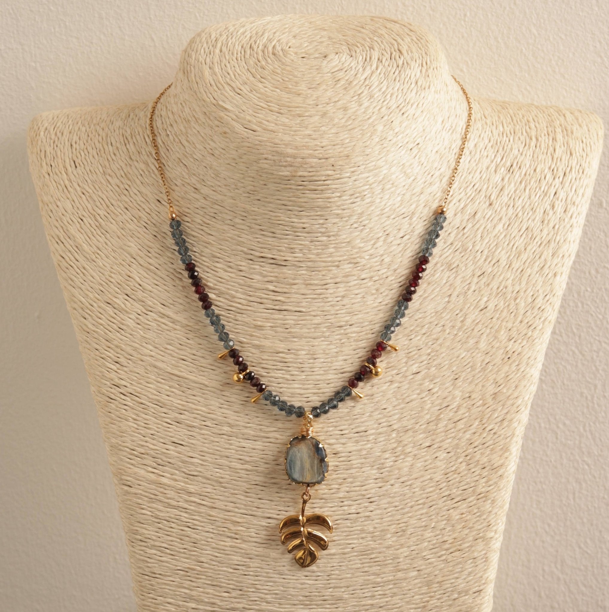 Kyanite & Garnet