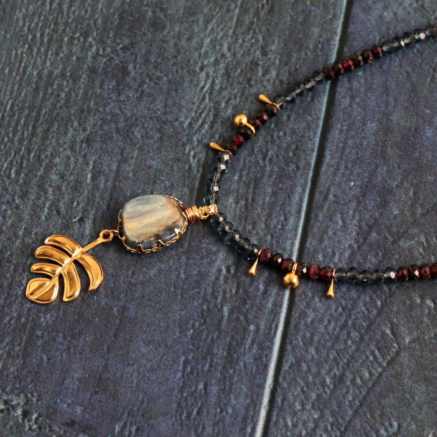 Kyanite & Garnet