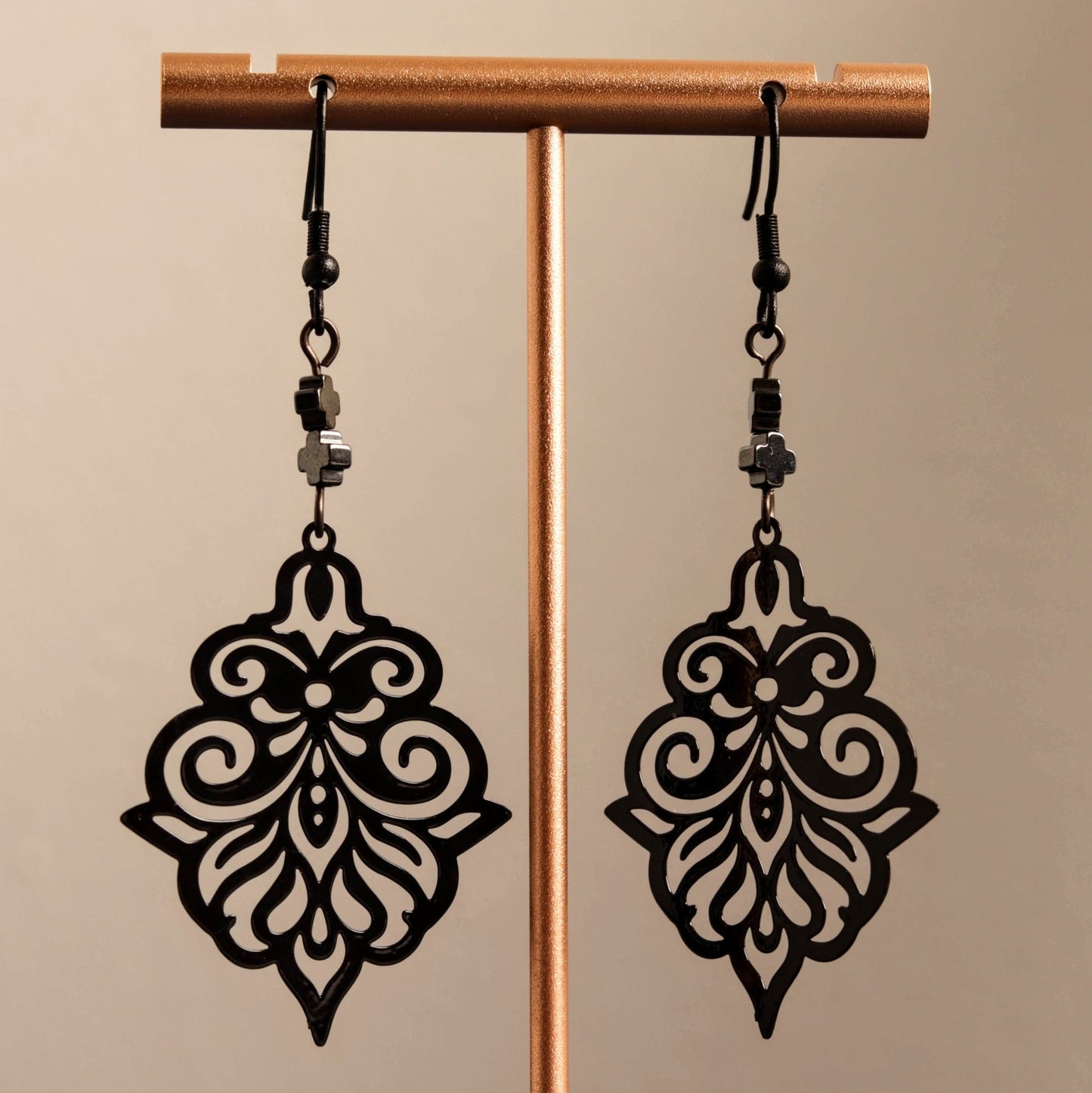 Black Form - Handmade Jewellery - i am boho