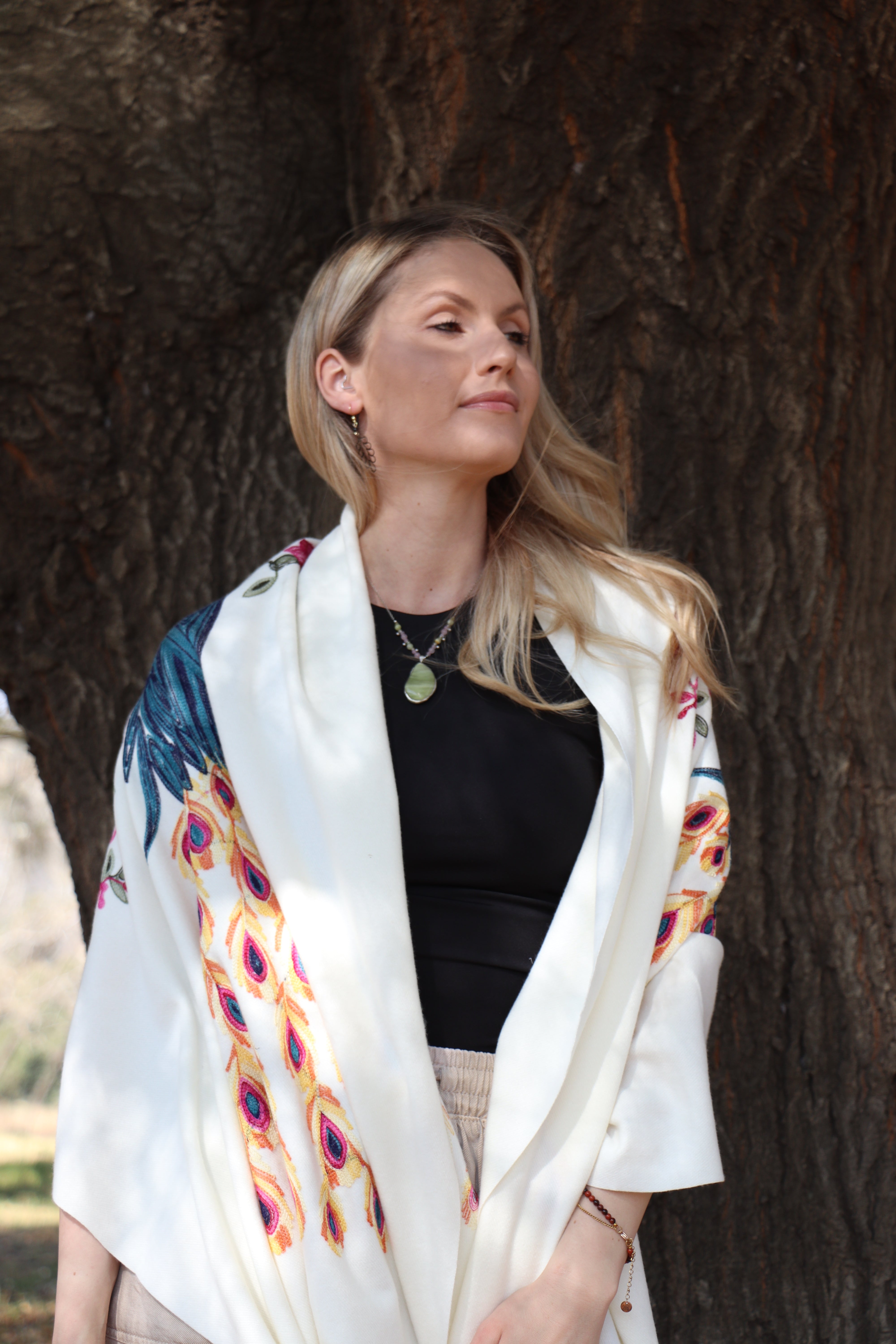 Cashmere Pashmina in Cream Peacock