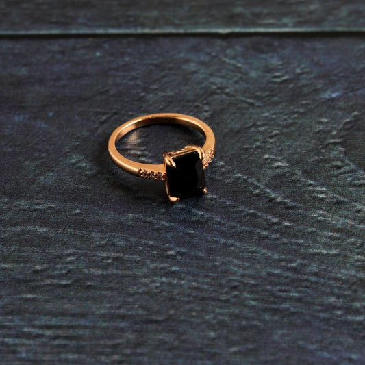 Dark Solitaire- Handmade Jewellery - i am boho