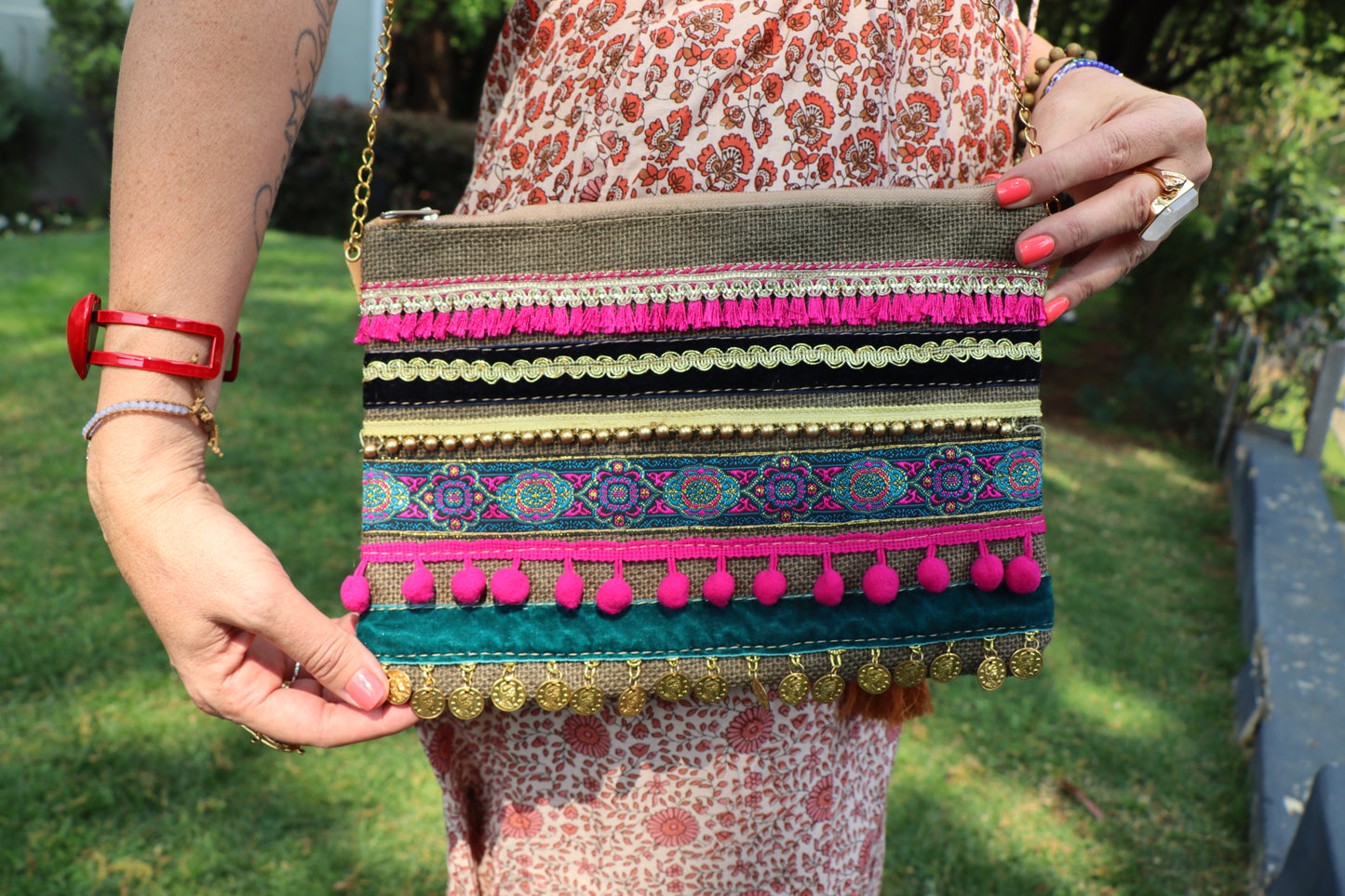 Cass crossbody bag in fuscia & sun