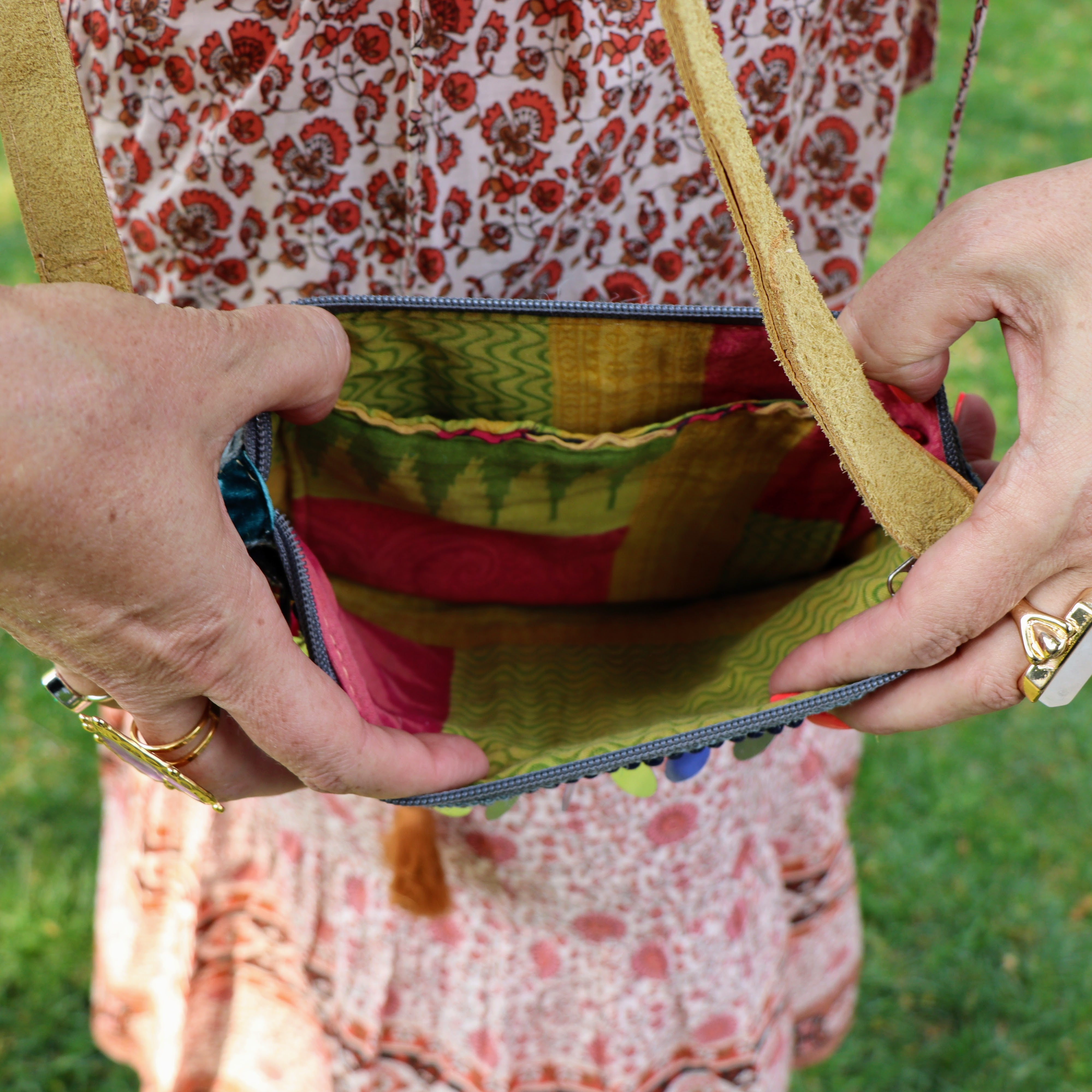 Cass crossbody bag in sun & sky