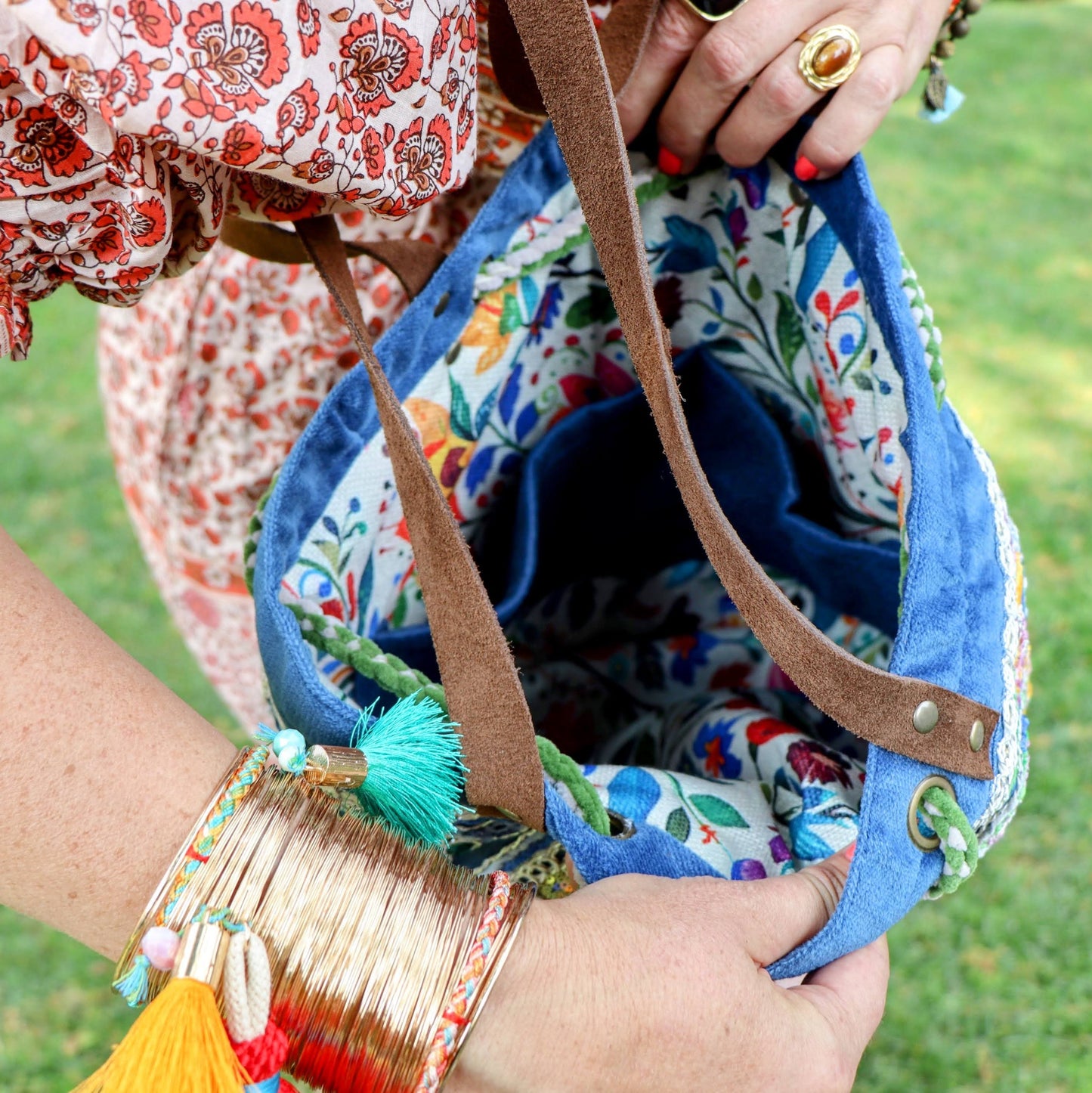 Tangerine pompom quilted bag
