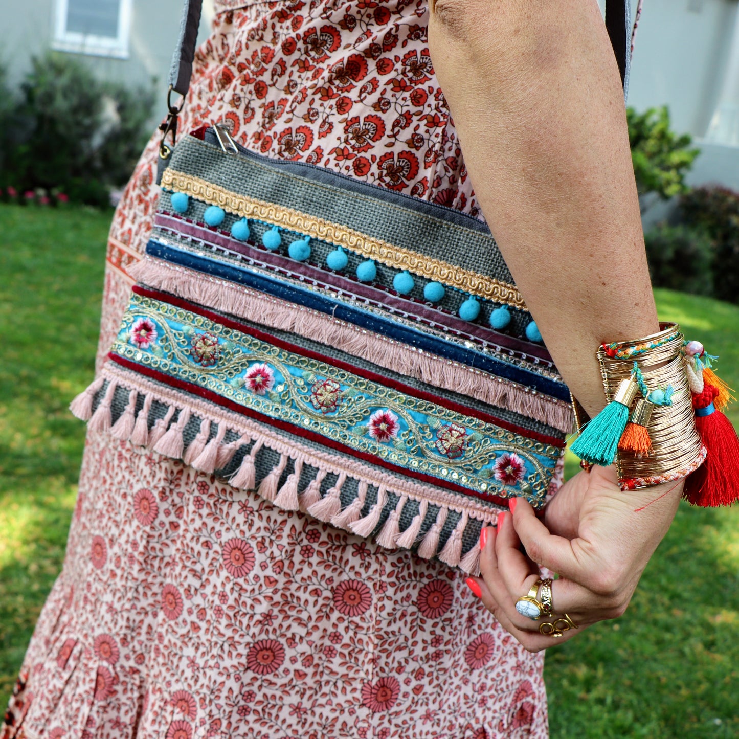 Cass crossbody bag in dusty rose & sky