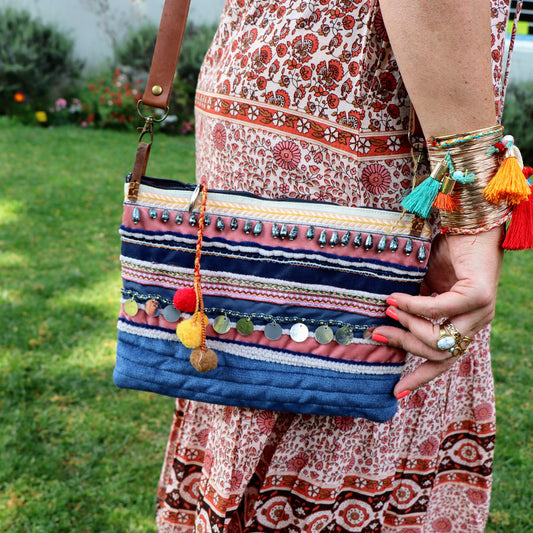 Cass crossbody bag in pom pom sky
