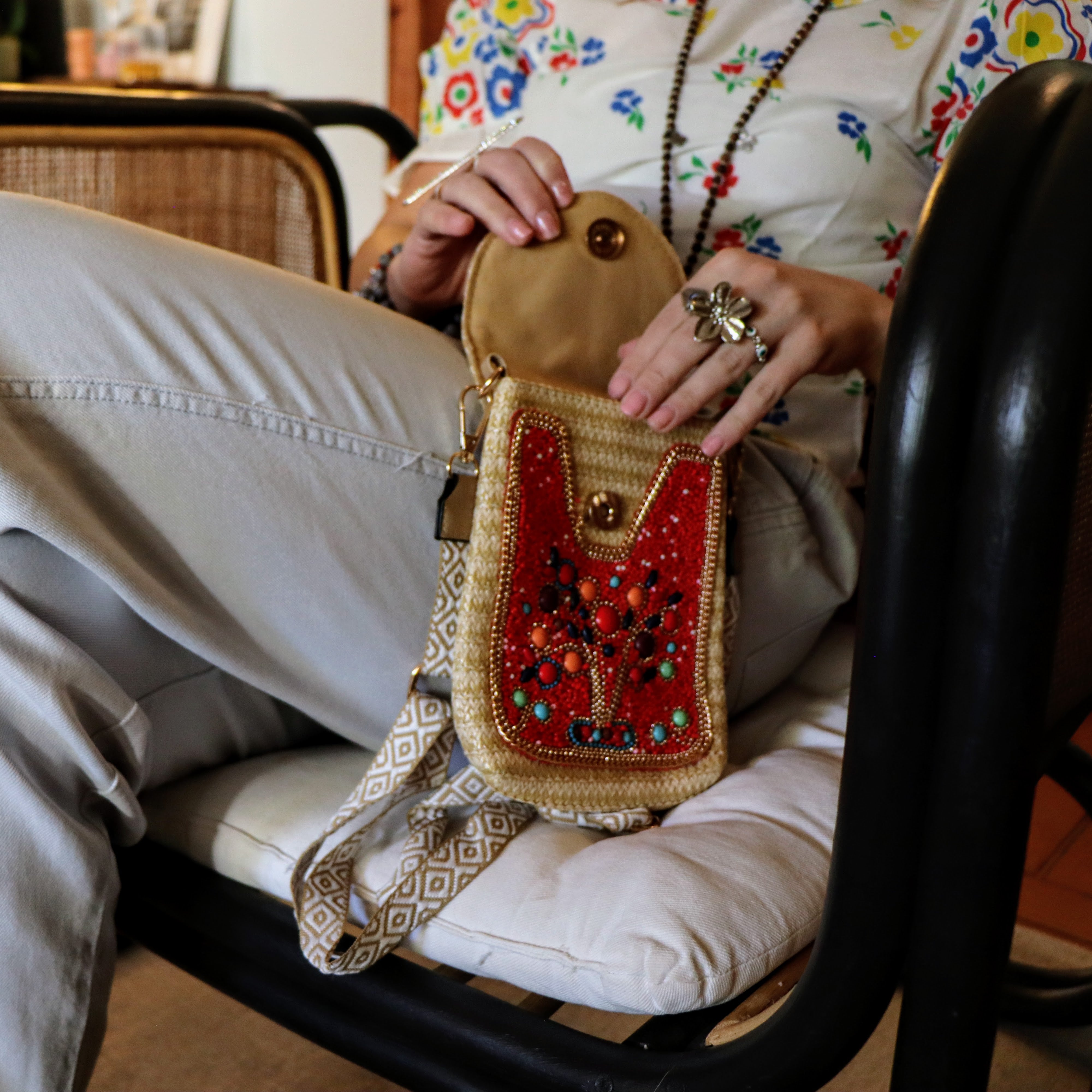 Chloe's crossbody bag in cherry