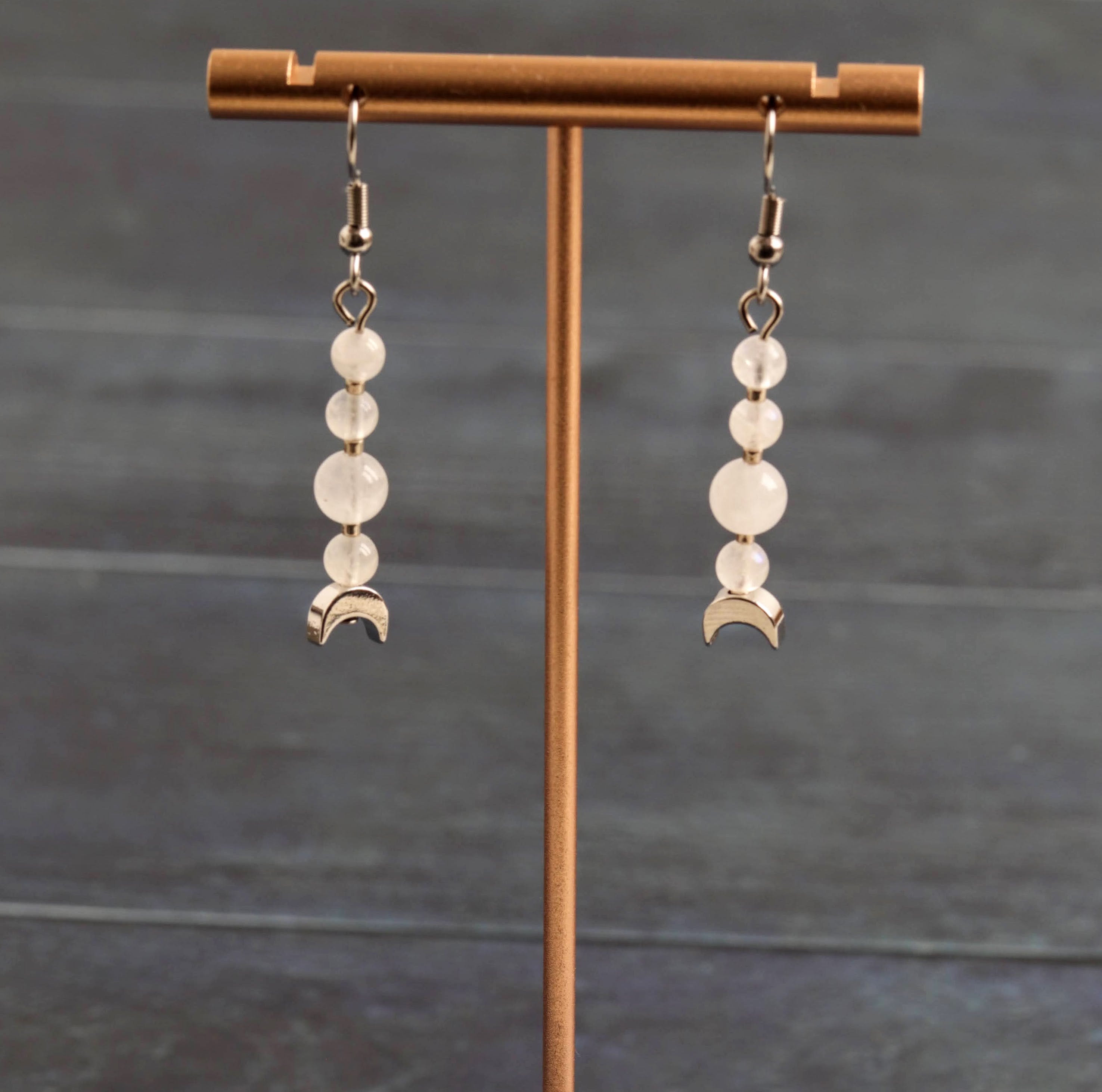 Waxing moon drop