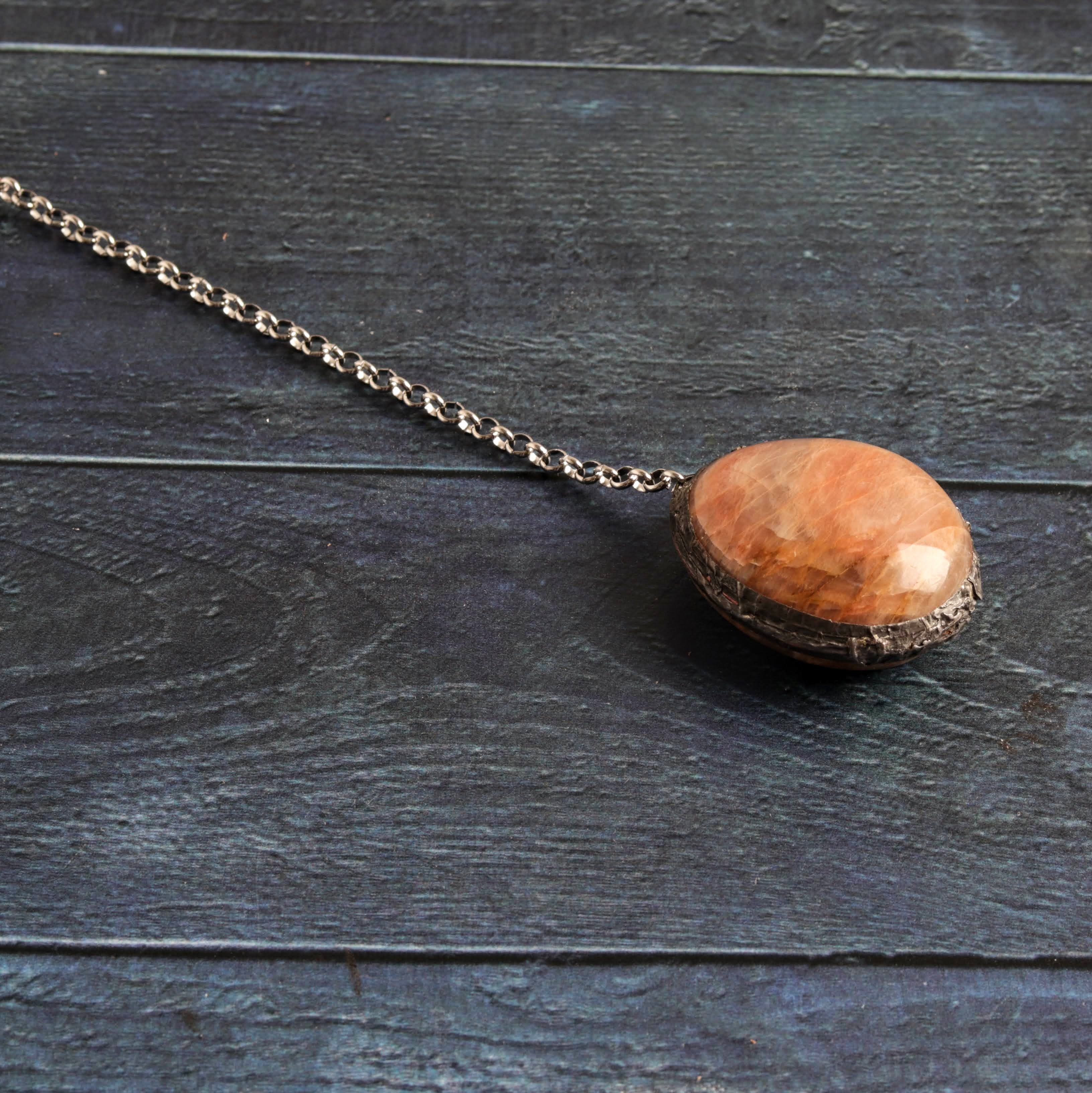 Peachy moon drop room hanger
