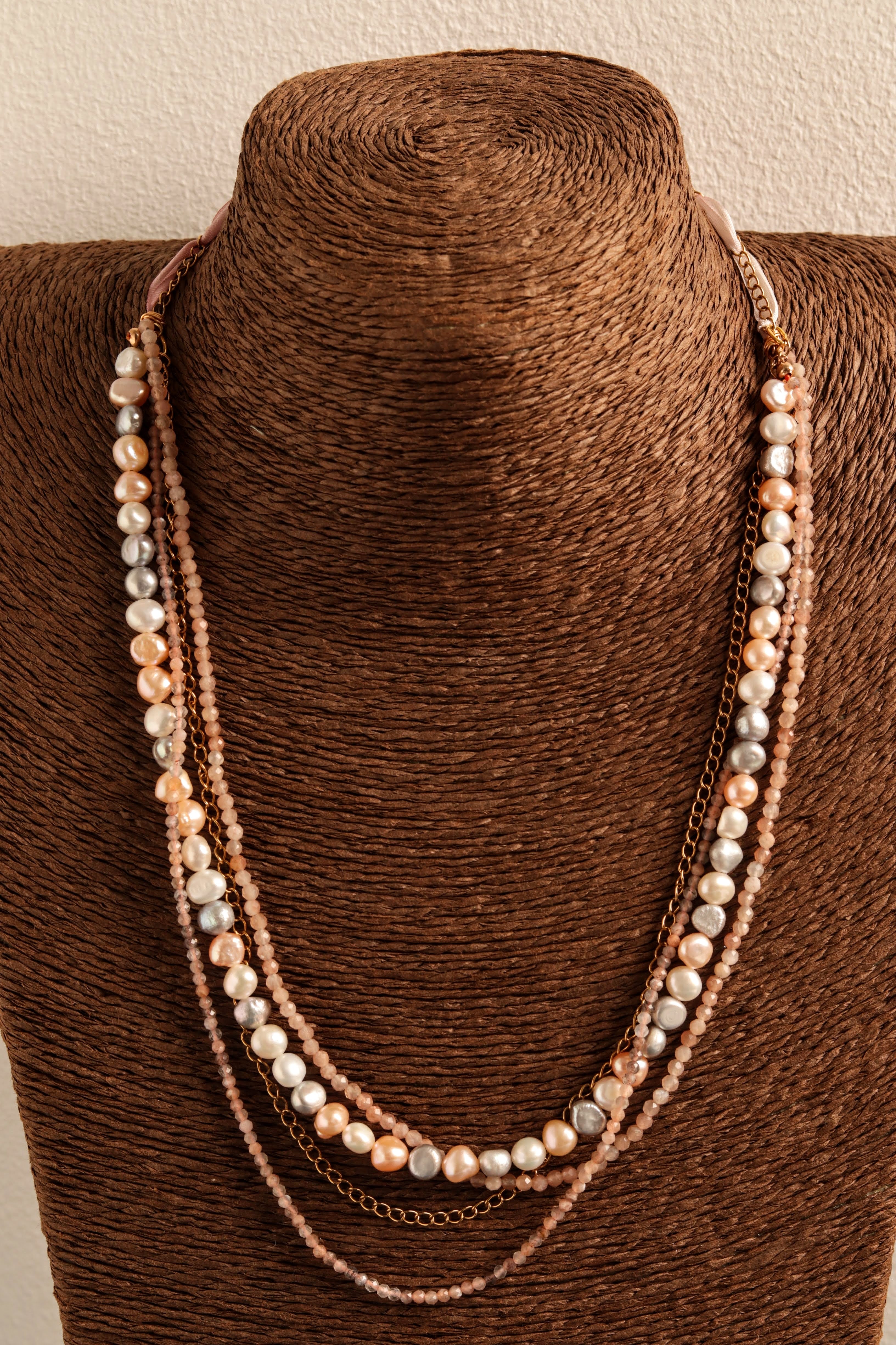 Moonlight & pearls