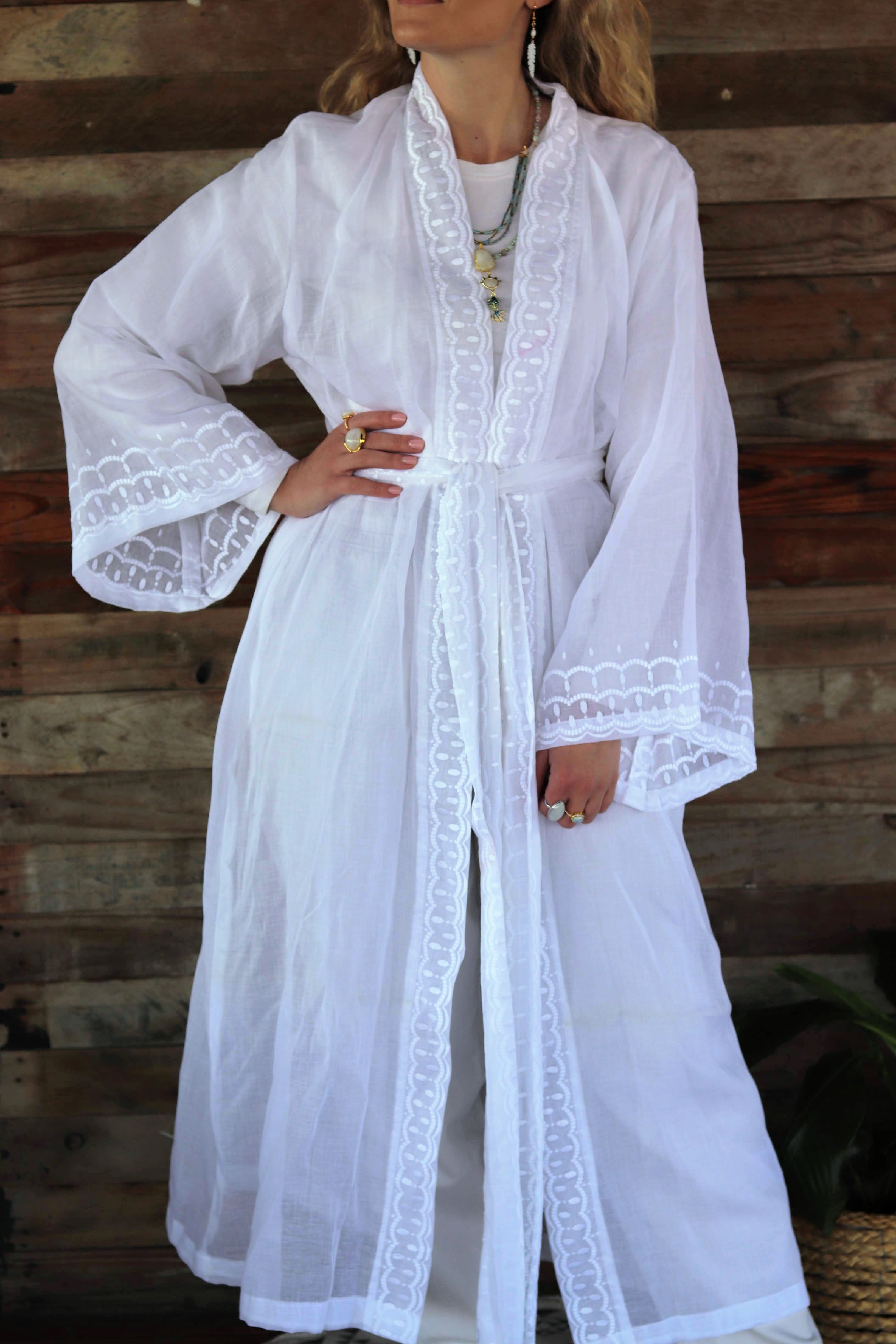 Moonrise kimono