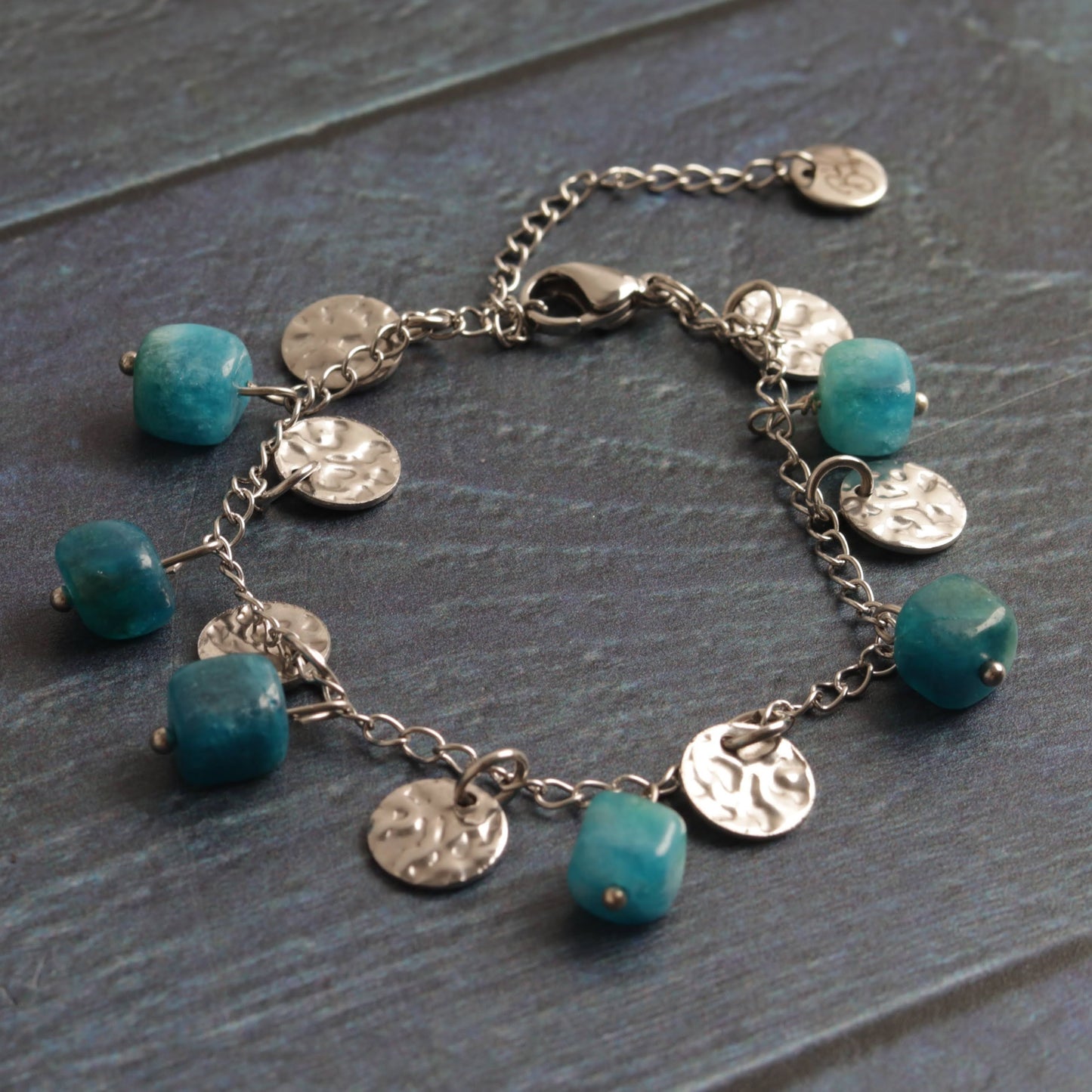 Apatite Hippie