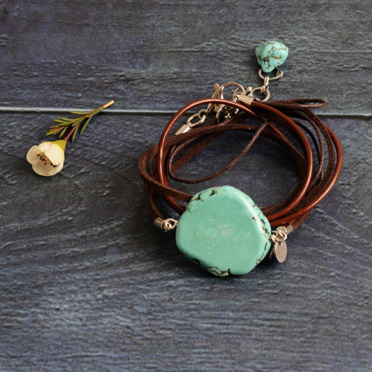 Howlite Hippie