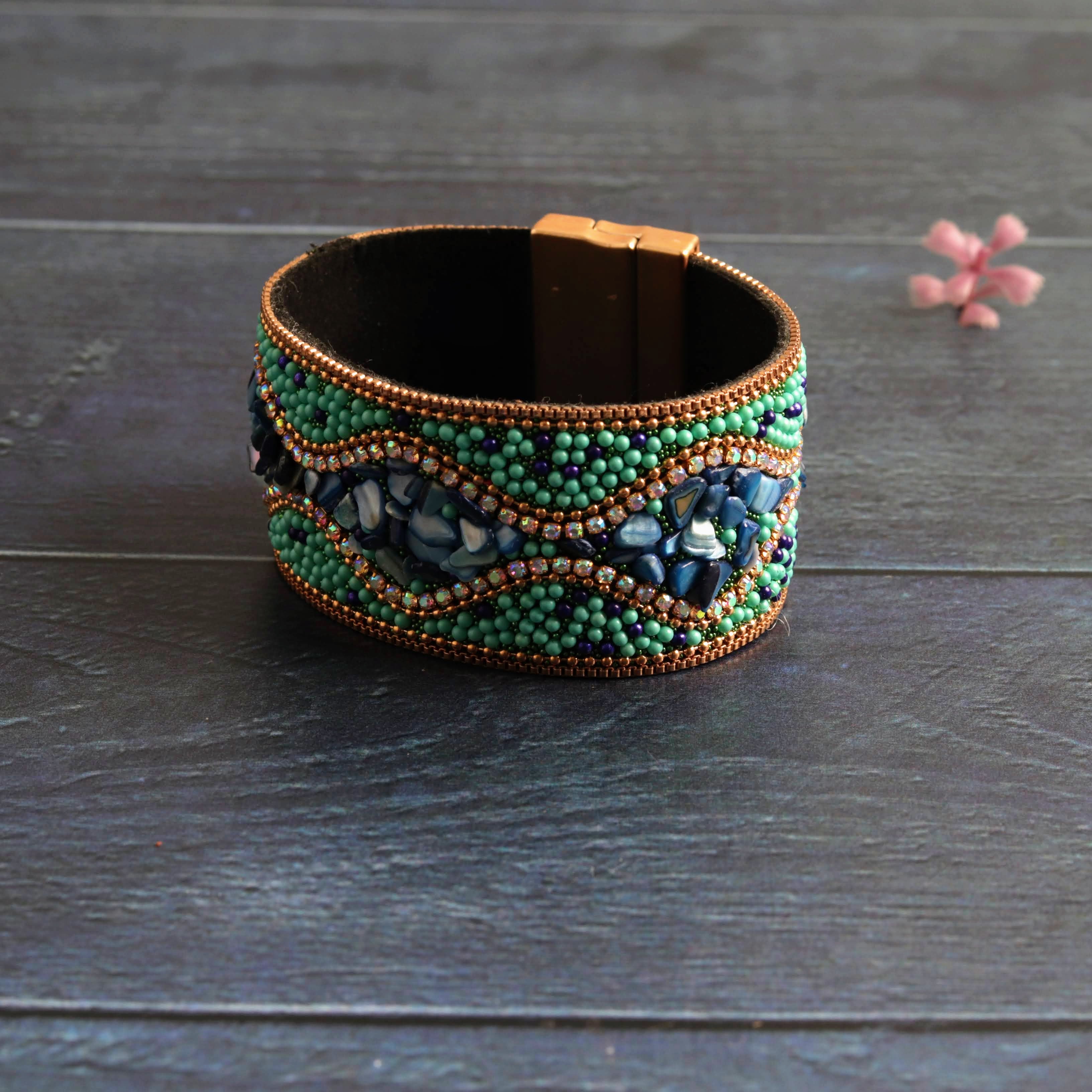 Wrap cuff in aqua