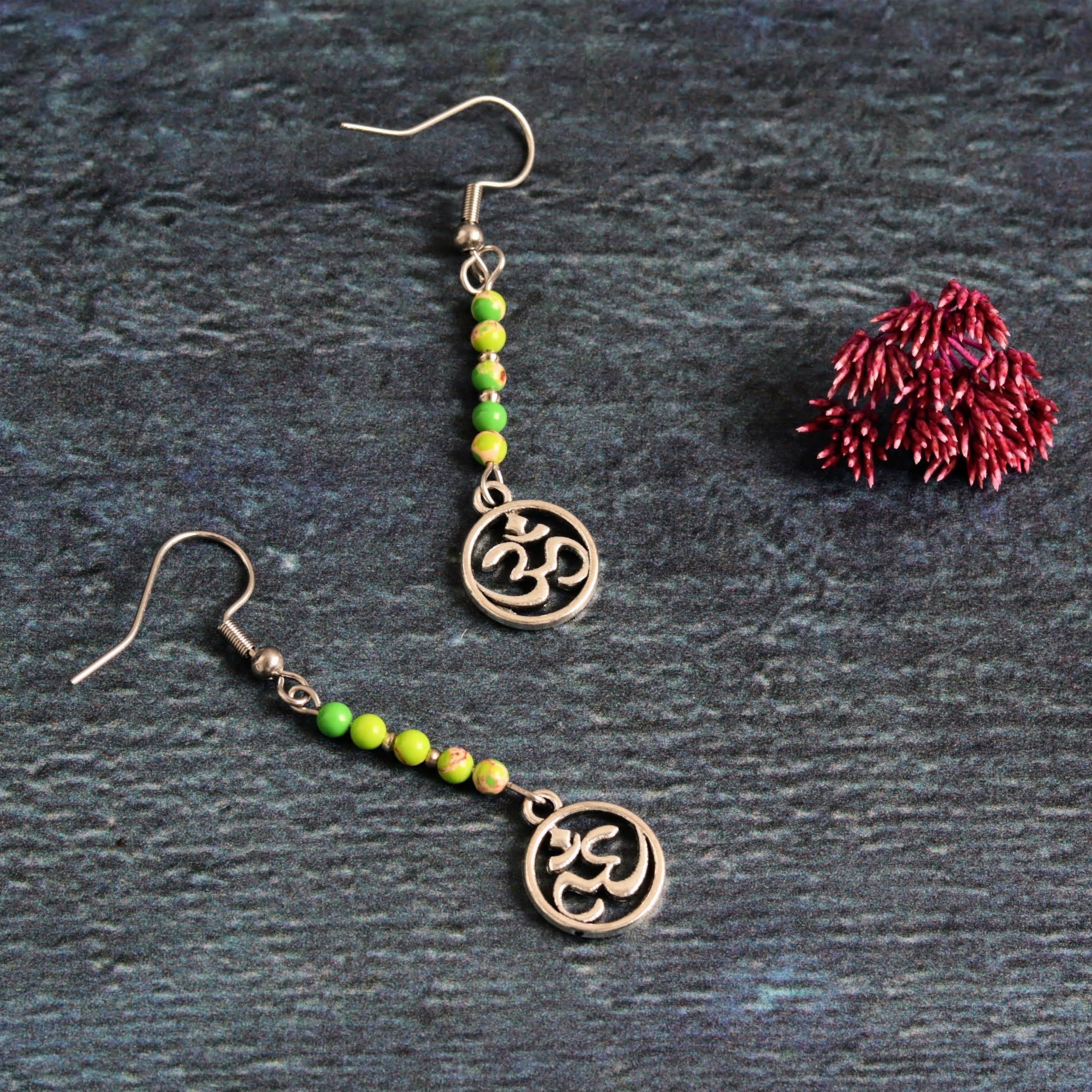 Lime & Silver Aum