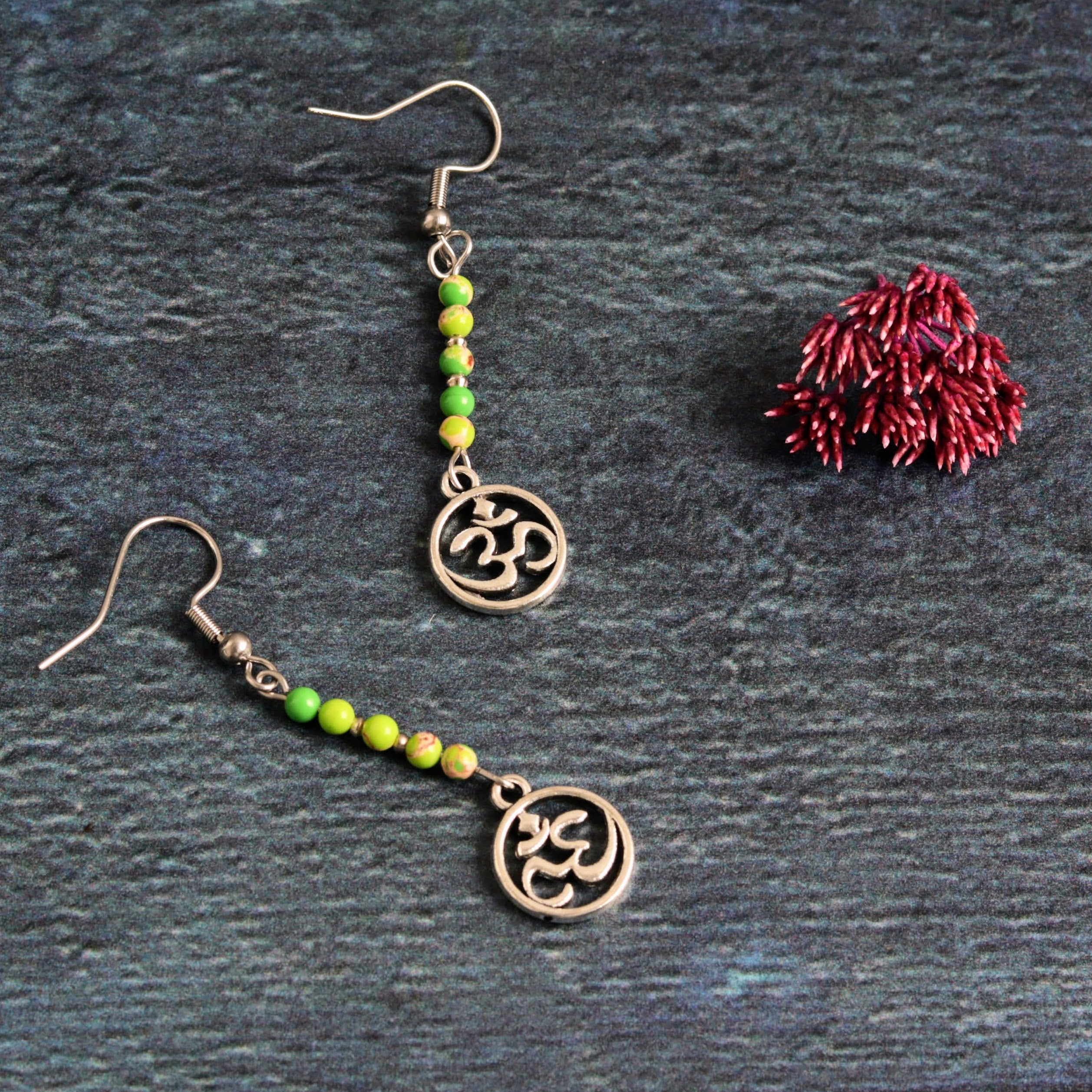 Lime & Silver Aum