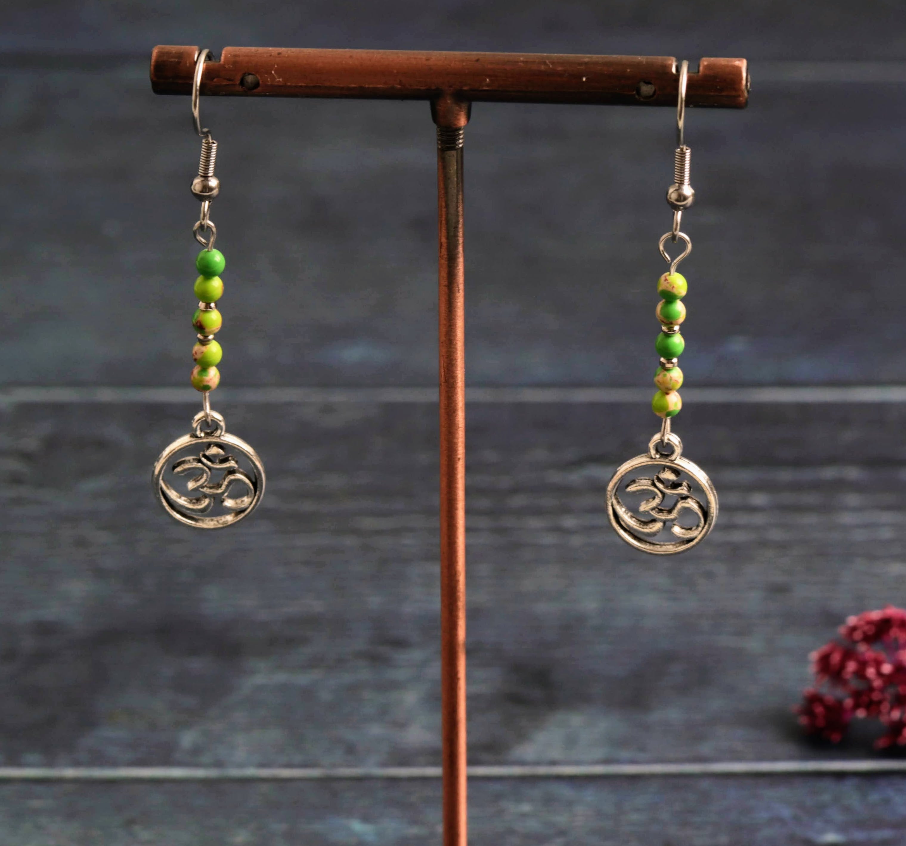 Lime & Silver Aum