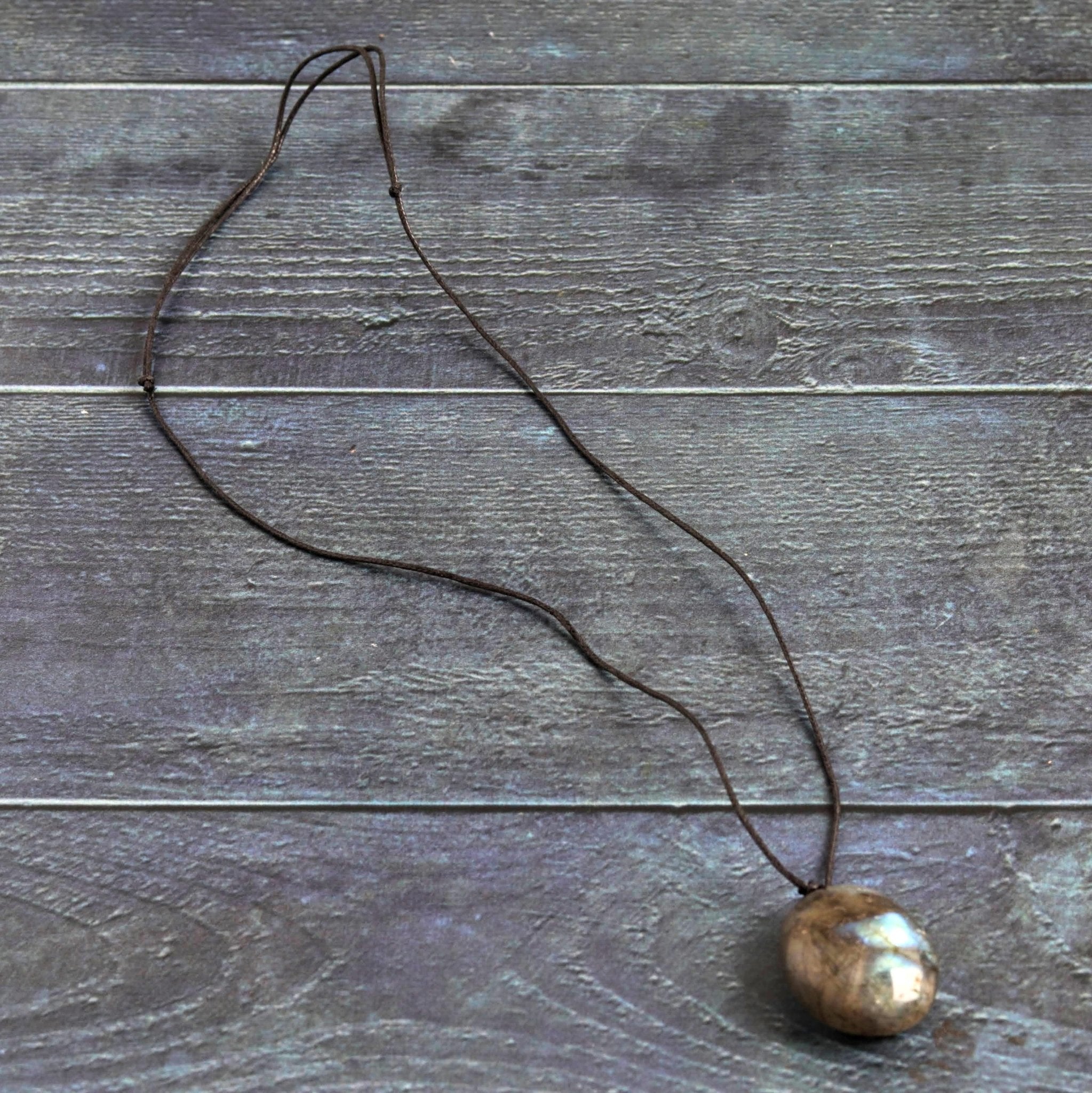 Held Close, Kept Dark- Handmade Jewellery - i am boho