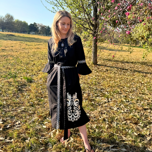 Frida Dress in Onyx