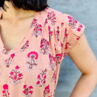 Savita in Peachy Posy