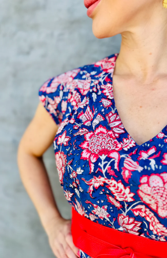 Savita in Sapphire Daisy