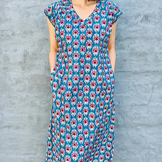 Savita in Teal Bouquet