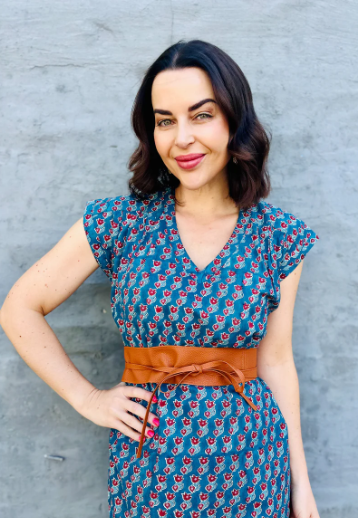 Savita in Teal & Red